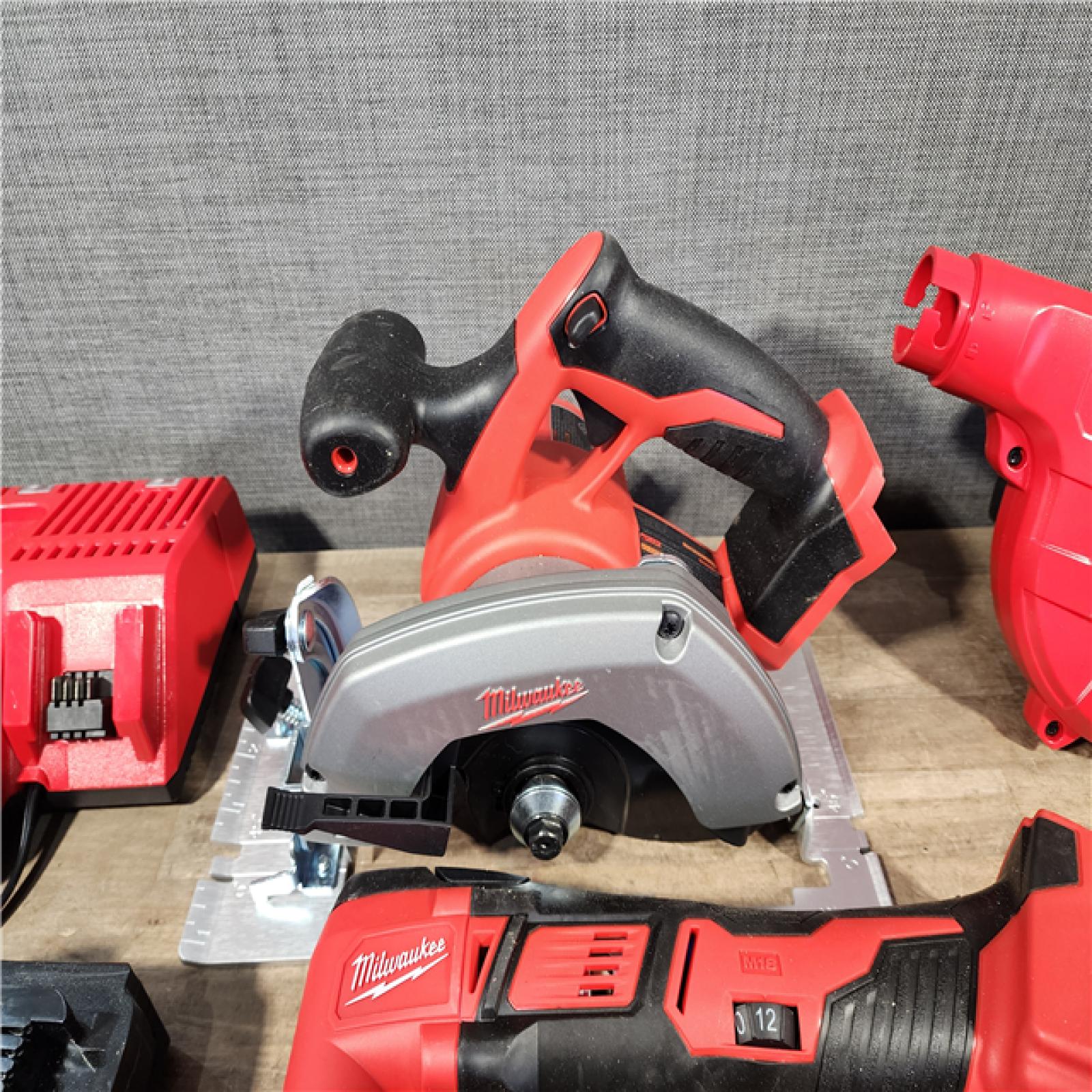 HOUSTON LOCATION - AS-IS Milwaukee 18-Volt Lithium-Ion Cordless (9-Tool) Combo Kit