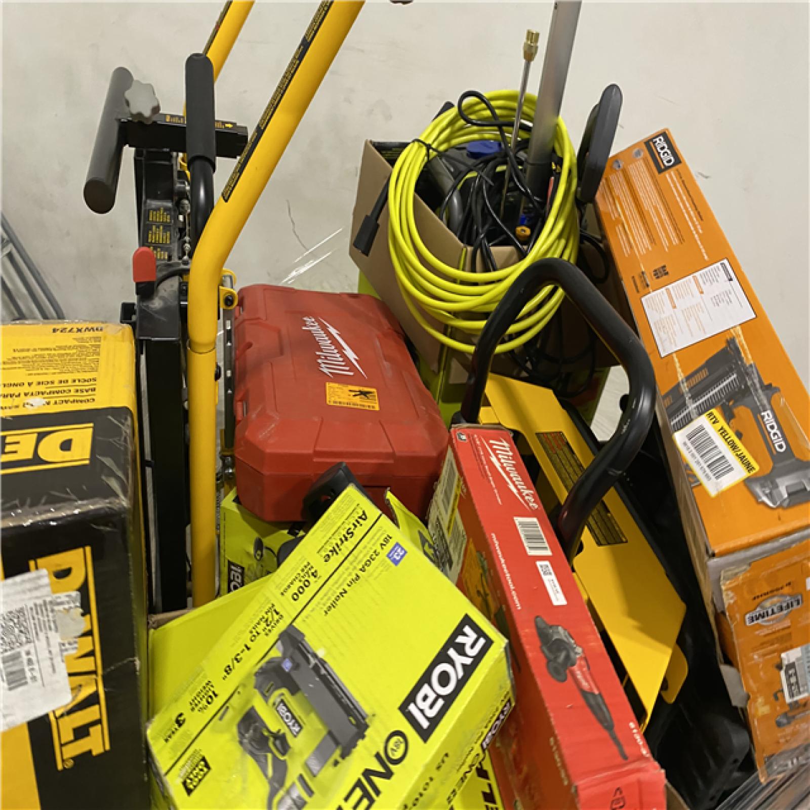 Dallas Location - As-Is Tool Pallet