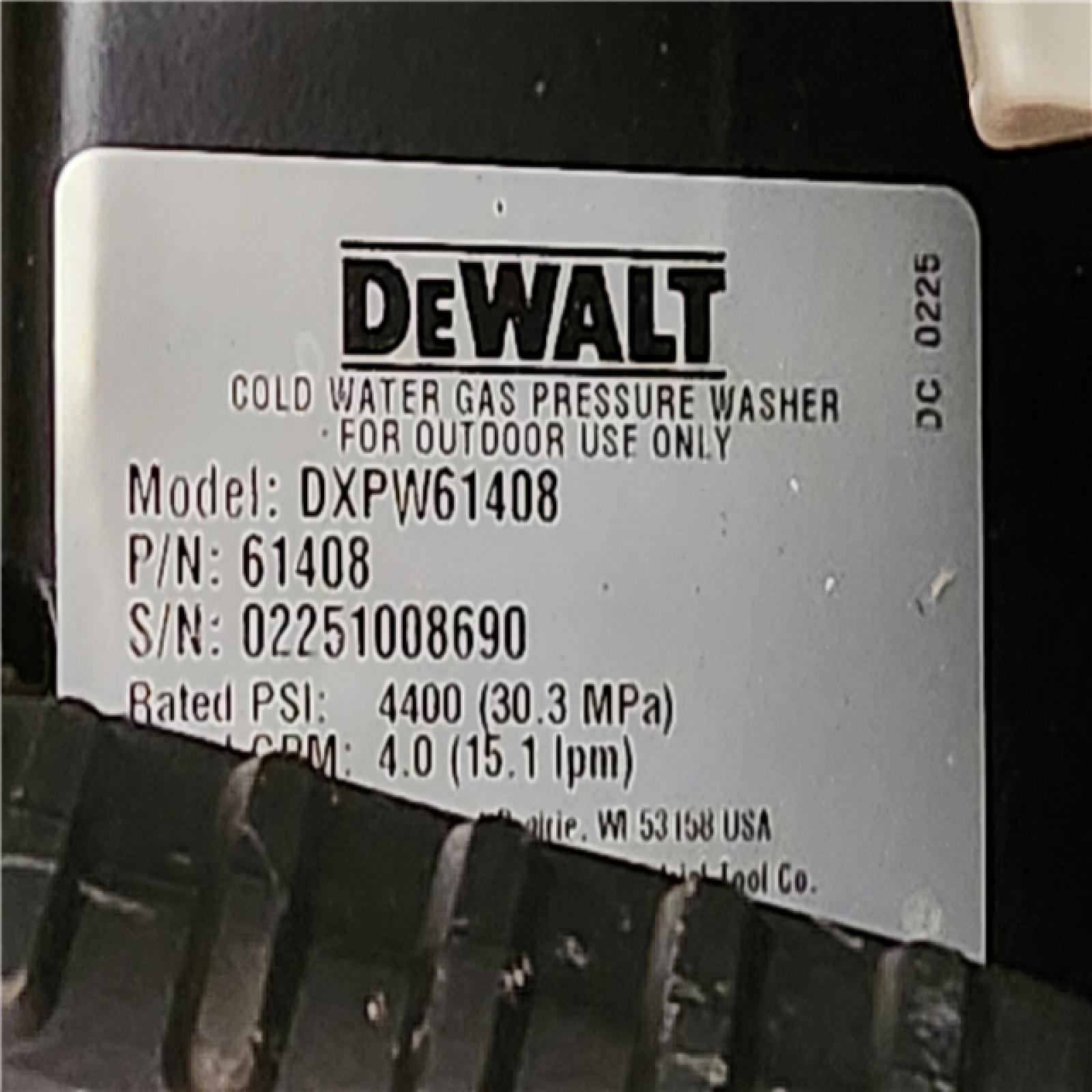 Phoenix NEW DEWALT 4400 PSI 4.0 GPM Cold Water Gas Pressure Washer