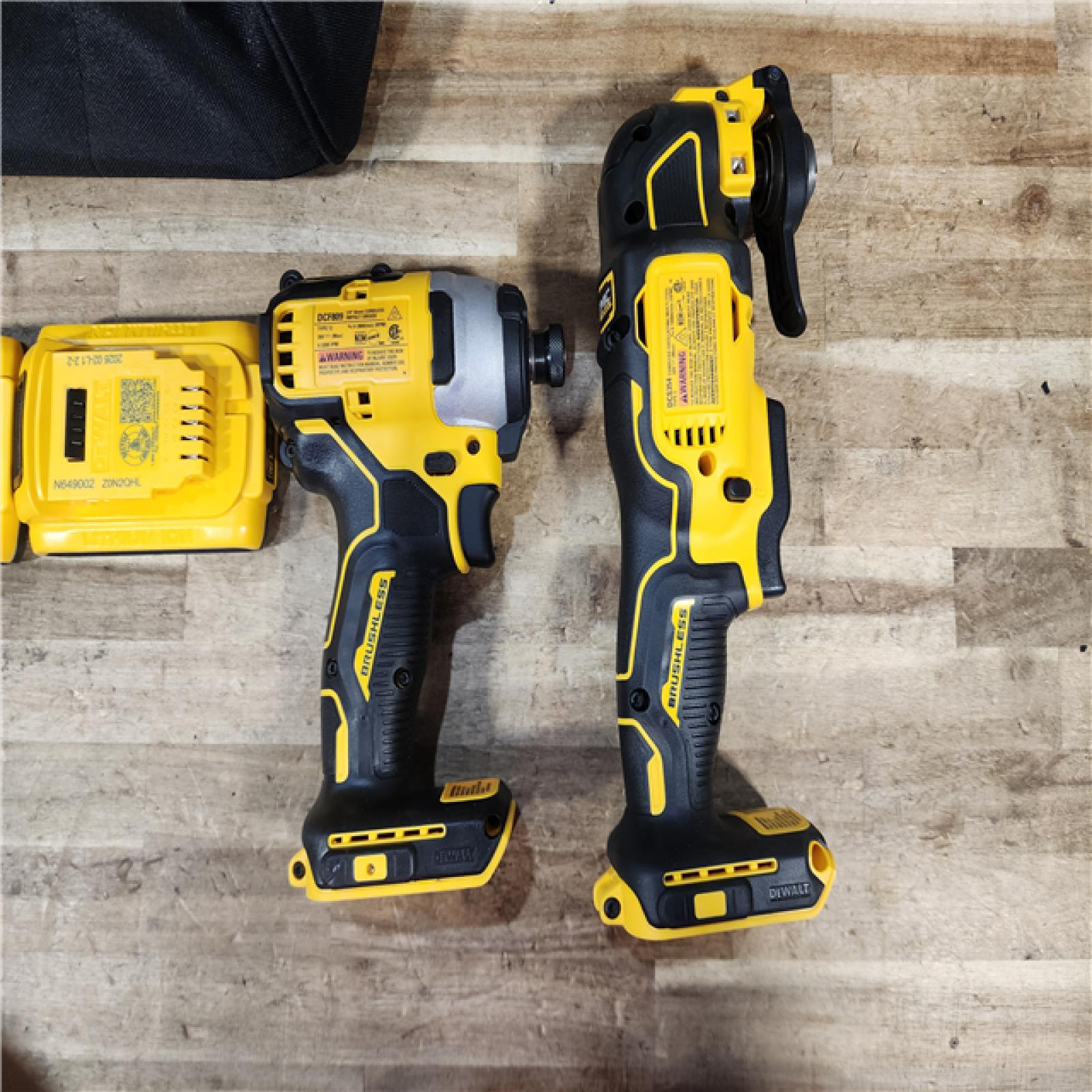 HOUSTON LOCATION - AS - IS DEWALT ATOMIC 20-Volt Lithium-Ion Cordless Brushless (2-Tool) Combo Kit