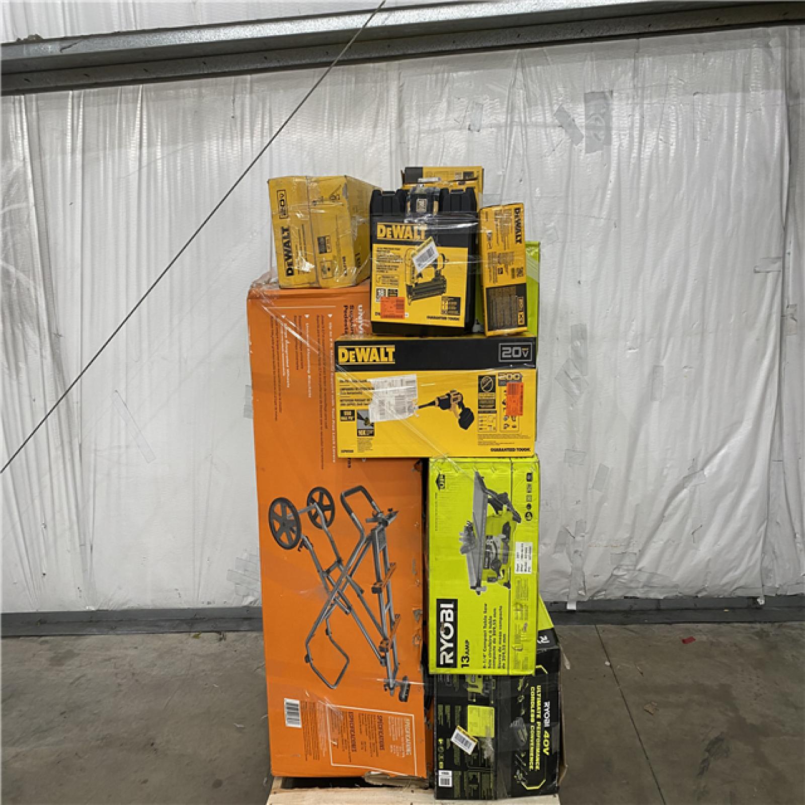 Houston Location AS IS - Tool Pallet