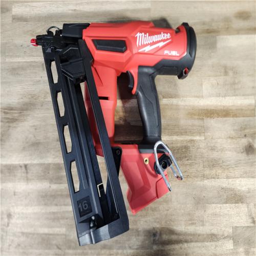 HOUSTON LOCATION - AS-IS Milwaukee 2841-20 18V Cordless Gen II 16 Gauge Angled Finish Nailer (Tool Only)
