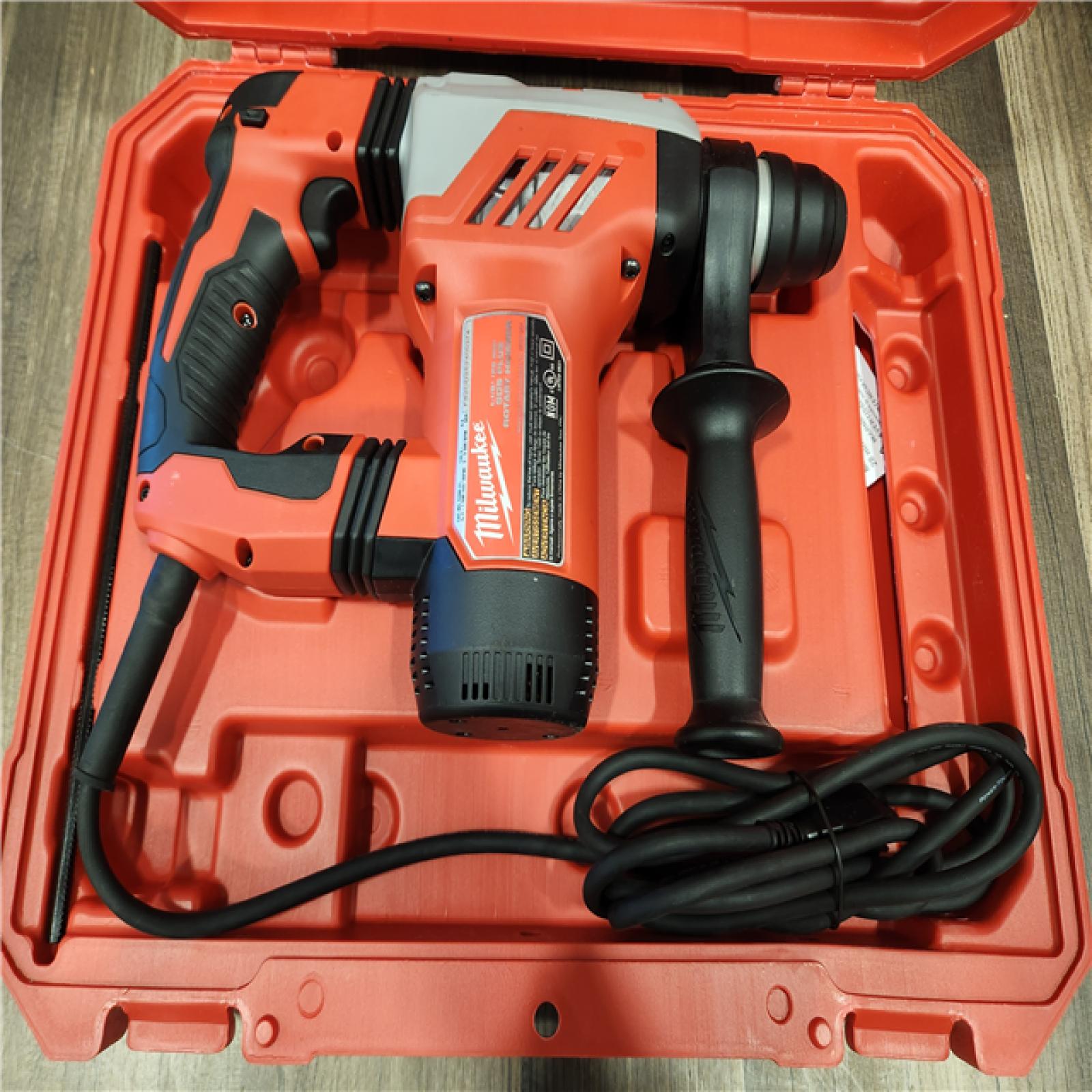 AS-IS- Milwaukee 1-1/8 in. Corded SDS-Plus Rotary Hammer (TOOL ONLY)