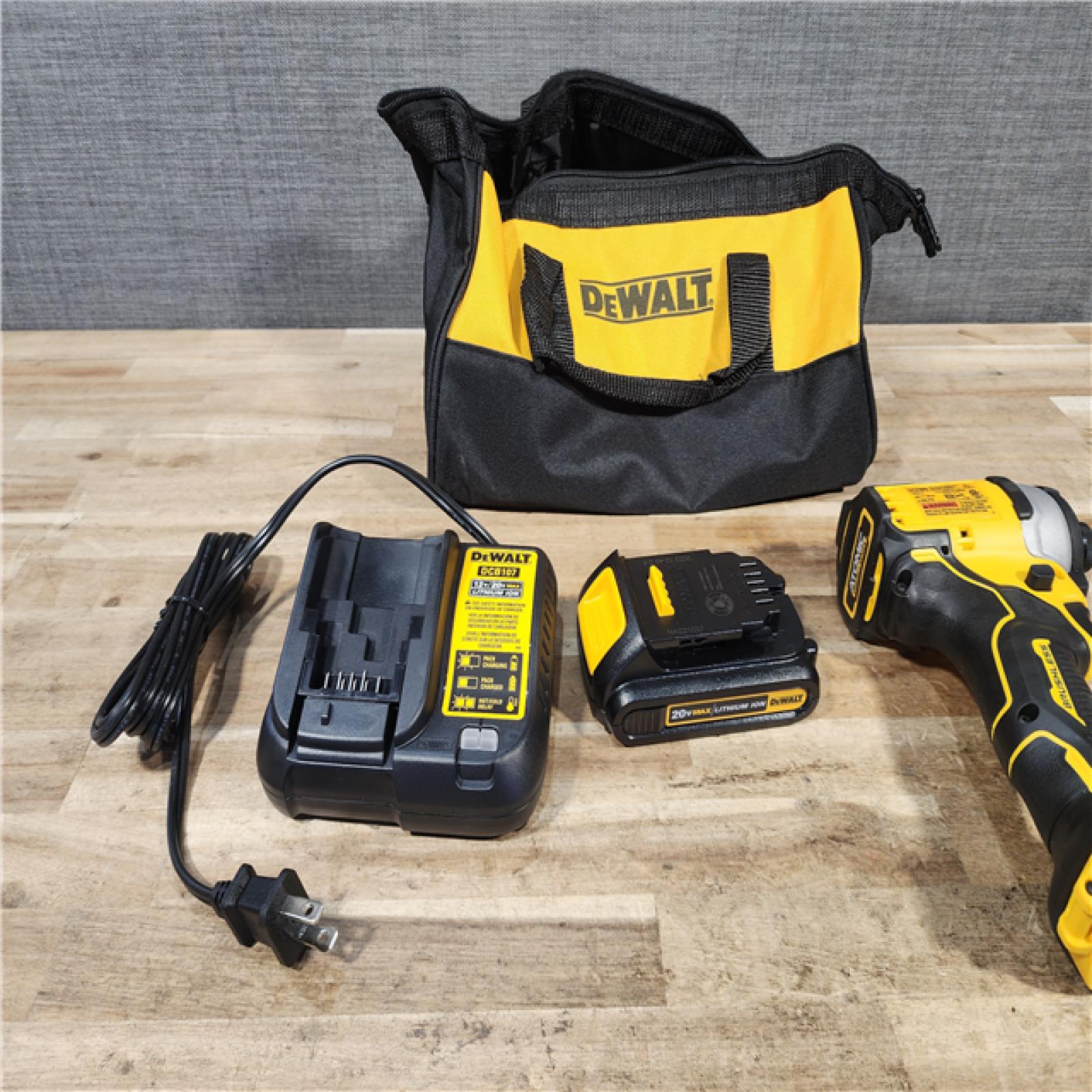 HOUSTON LOCATION - AS - IS DEWALT ATOMIC 20V MAX 1/4 in. Brushless Impact Driver Kit