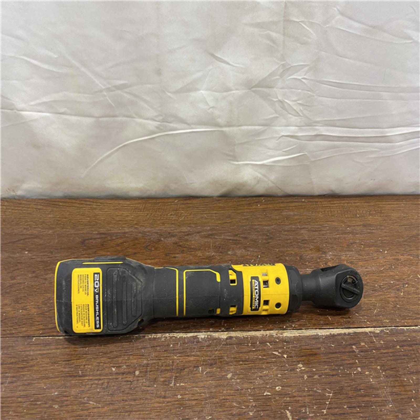 AS-IS ATOMIC 20V MAX Cordless 1/2 in. Ratchet (Tool Only)