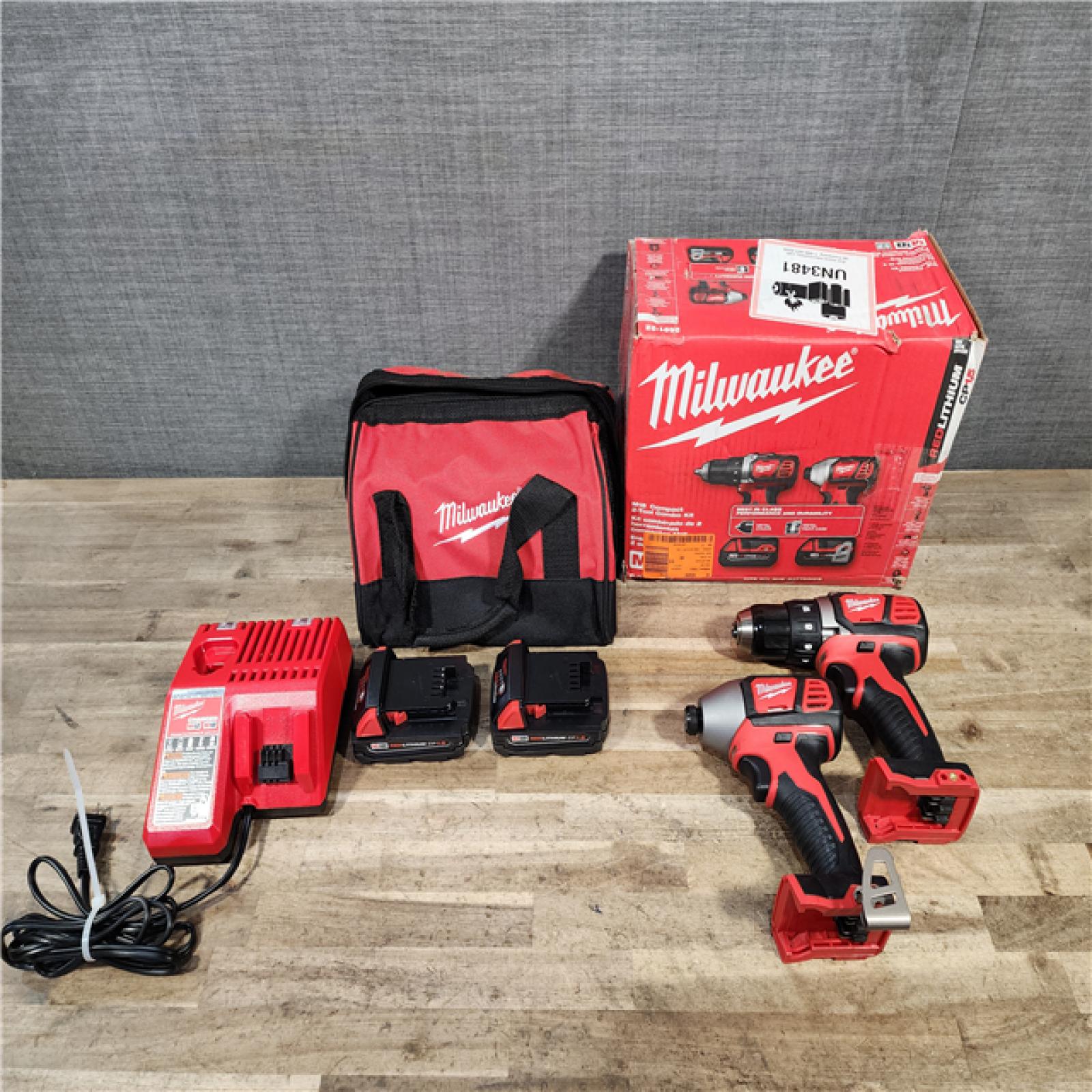 HOUSTON LOCATION - AS-IS Milwaukee M18 Brushed Cordless (2-Tool) Drill/Driver and Impact Driver Kit