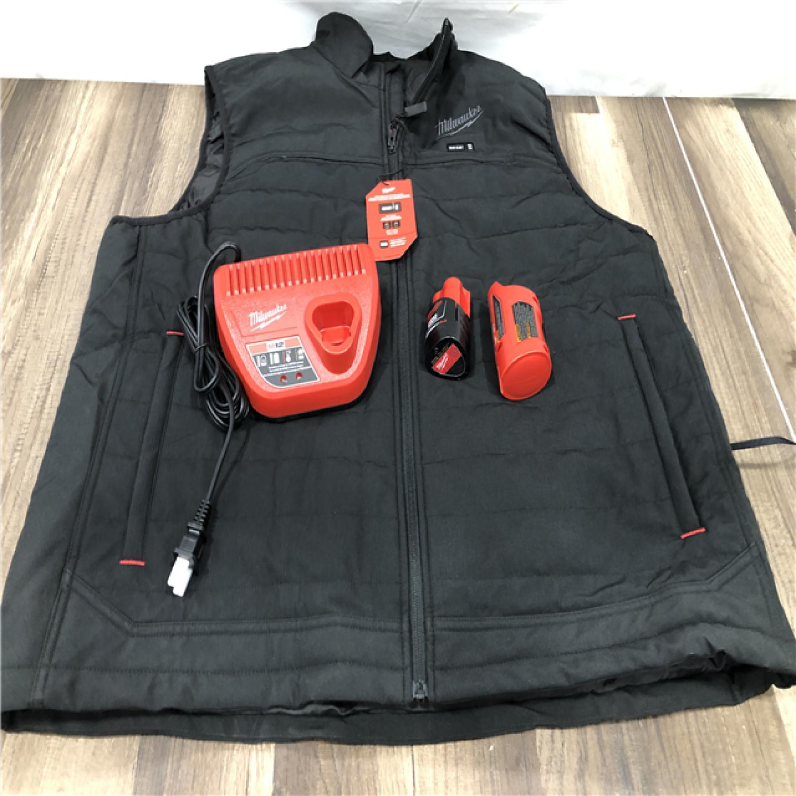 AS-IS Milwaukee Men's X-Large 12-Volt Lithium-Ion Cordless Axis Black Heated Vest Kit