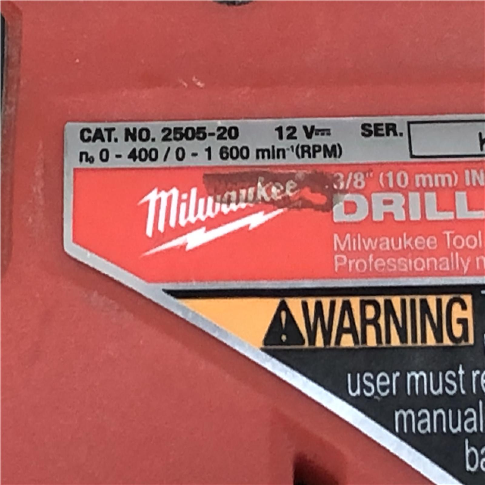 AS-IS Milwaukee 2505-22 M12 FUEL Lithium-Ion 3/8 in. Cordless Installation Drill Driver Kit