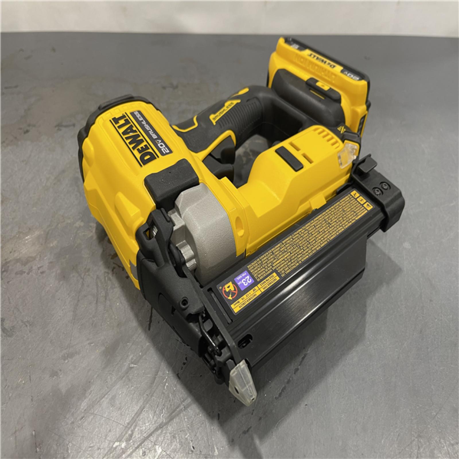 AS-IS - DeWalt ATOMIC 20V MAX Lithium Ion Cordless 23 Gauge Pin Nailer Kit