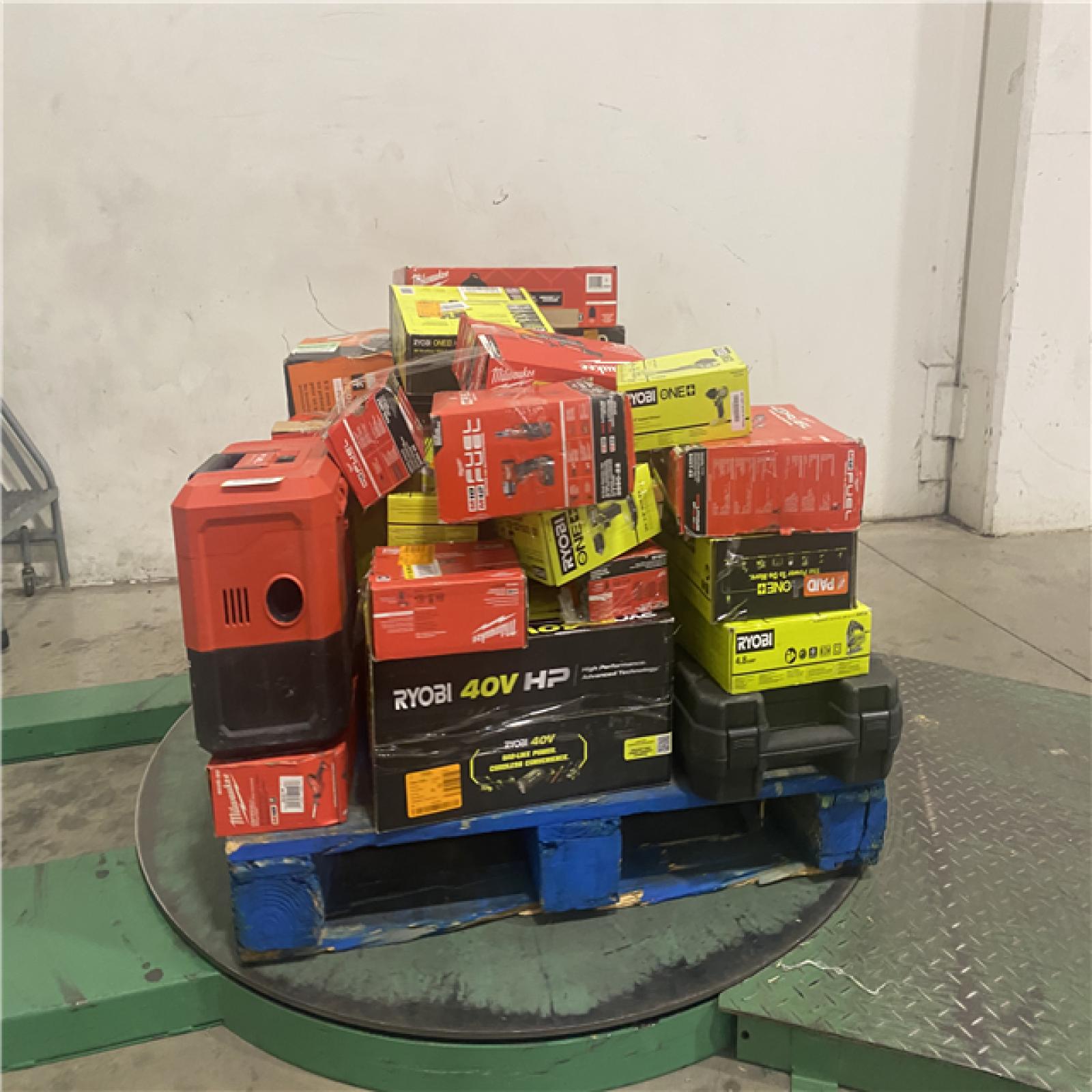 Dallas Location - As-Is Tool Pallet