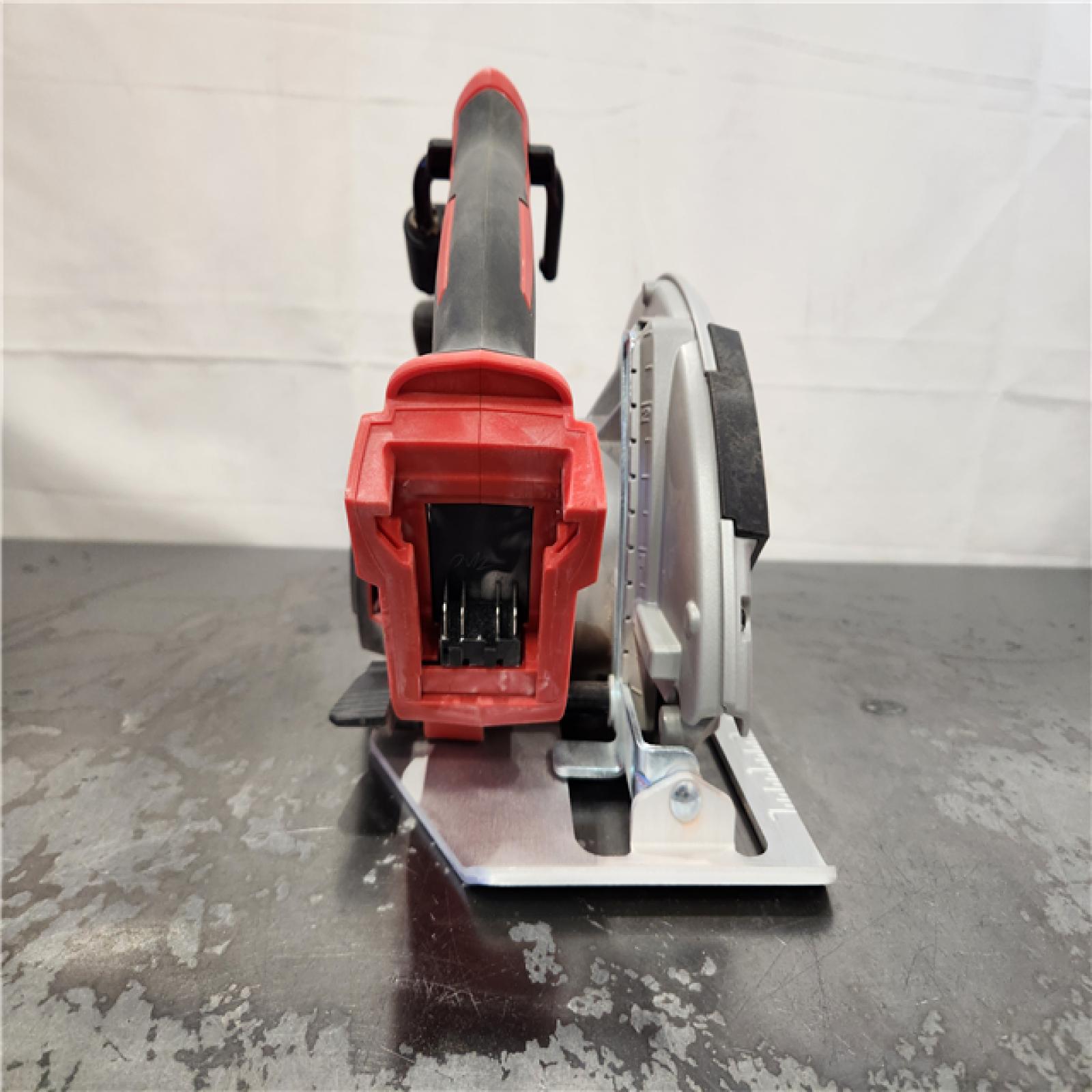 AS-IS- Milwaukee M18 7-1/4  18V Brushless Circular Saw  (Bare Tool)