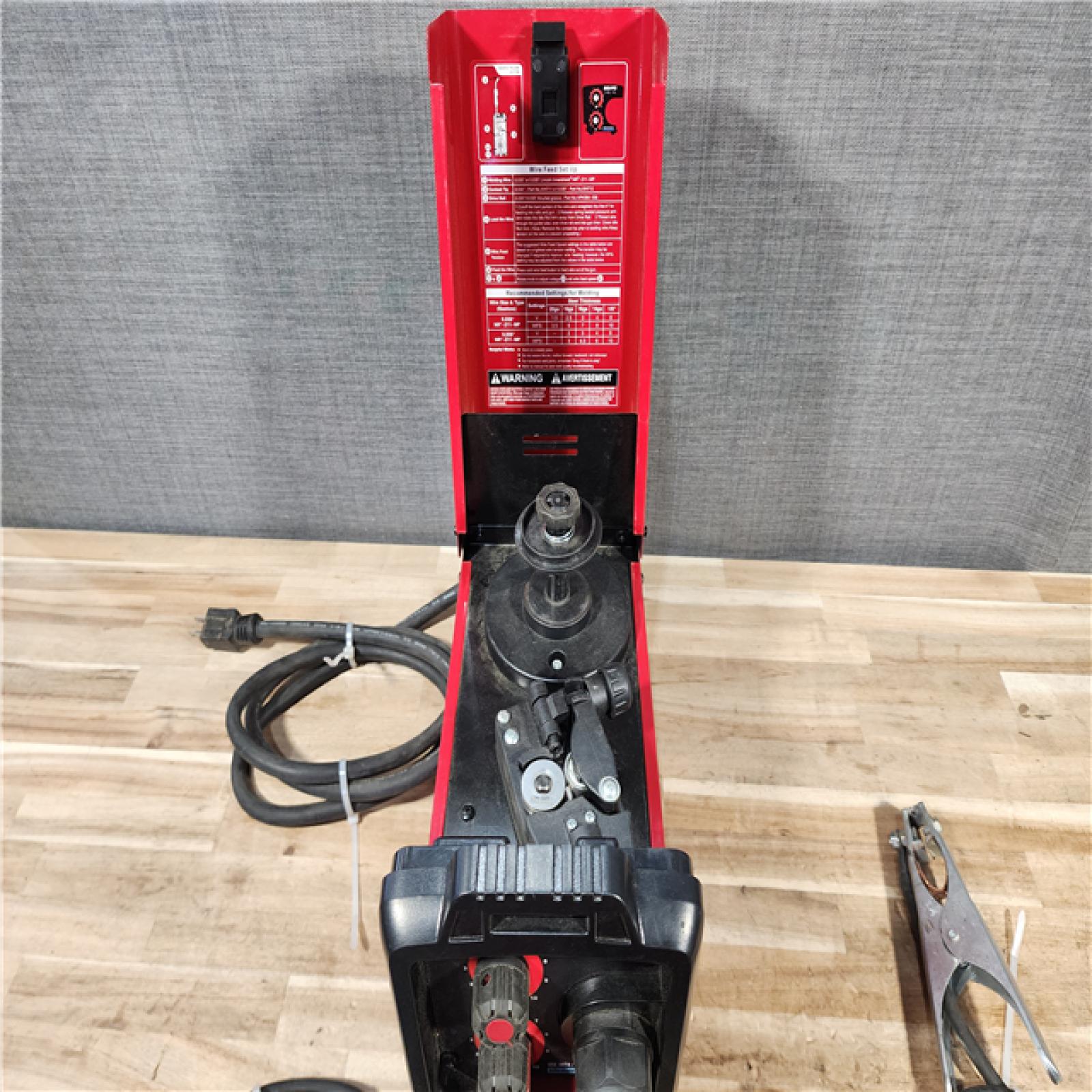 HOUSTON LOCATION - AS-IS LINCOLN ELECTRIC WELD-PAK 90i FC Flux-Cored Wire Feeder Welder (No Gas)