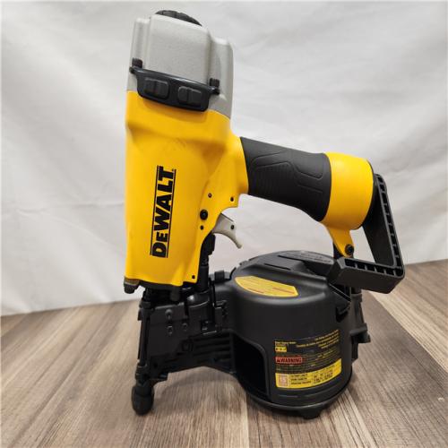 LIKE NEW! - DEWALT 2-1/2 Inch 15 Degree Coil Siding and Fencing Nailer