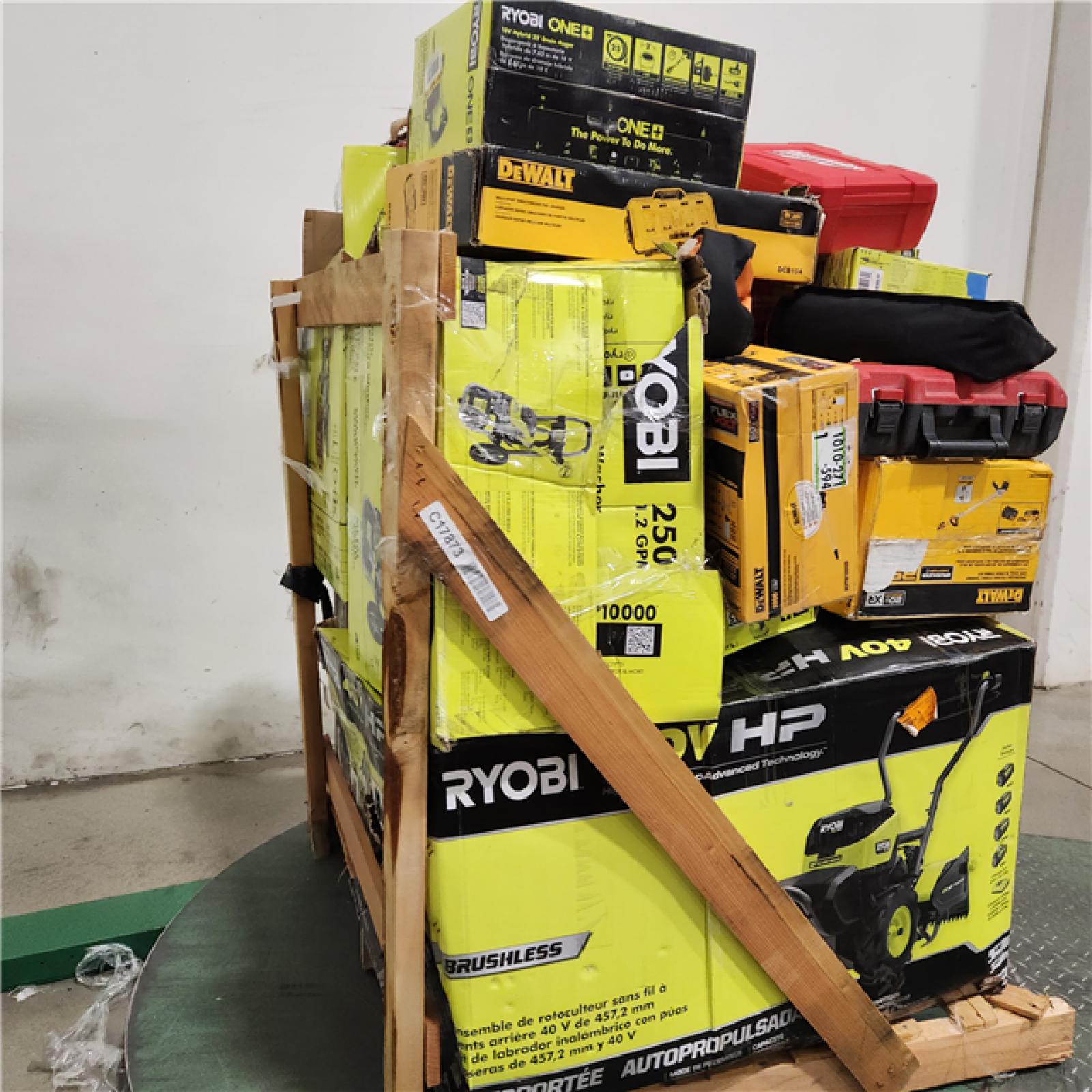 Dallas Location - As-Is Tool Pallet