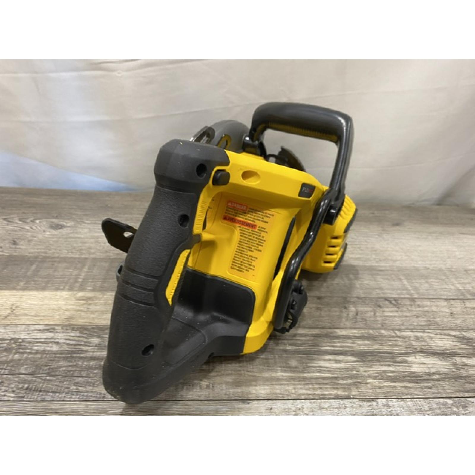 AS-IS DEWALT FLEXVOLT 60V MAX Cordless Brushless 7-1/4 in. Wormdrive Style Circular Saw (Tool Only)