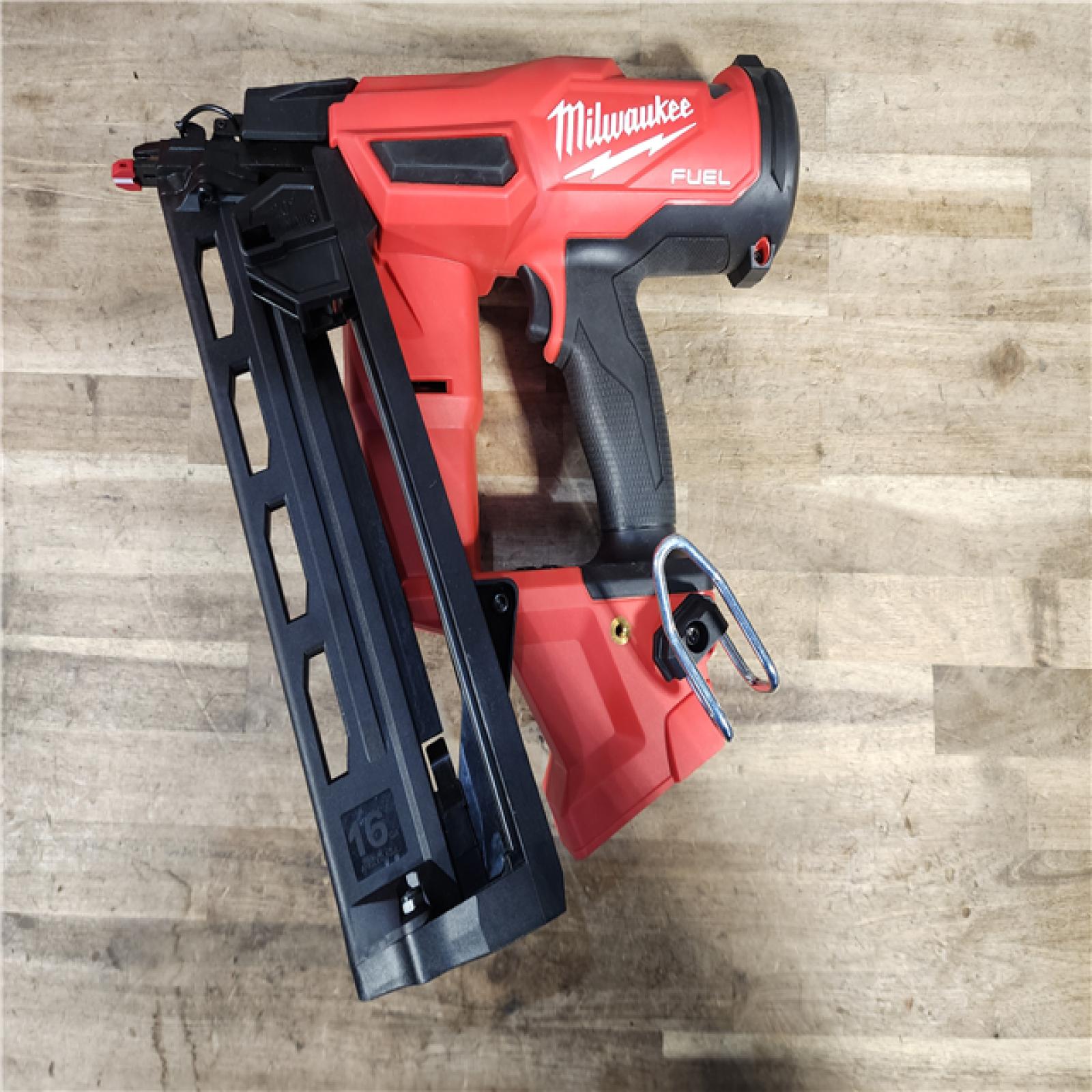HOUSTON LOCATION - AS-IS (APPEARS LIKE NEW) Milwaukee 2841-20 18V Cordless Gen II 16 Gauge Angled Finish Nailer (Tool Only)