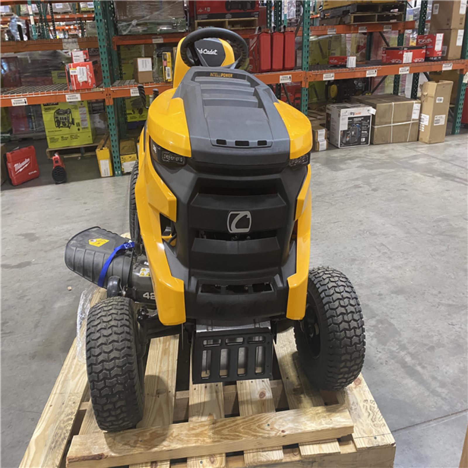 Dallas Location - As-Is Cub Cadet XT1 Enduro LT 42 in. Intelli Power Gas Riding Lawn Tractor