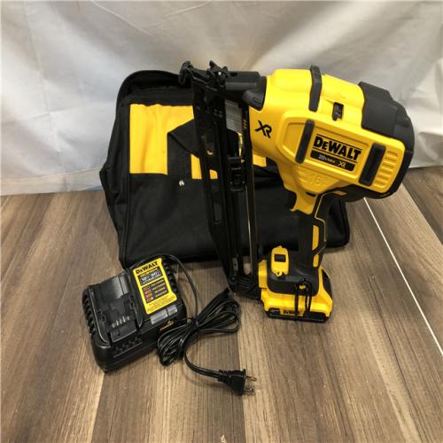 AS-IS DEWALT 20V MAX XR 16-Gauge Electric Cordless Angled Finishing Nailer Kit