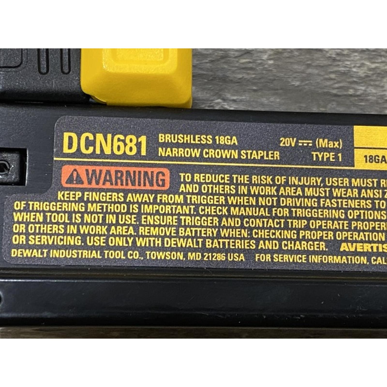 AS-IS DEWALT 20V MAX XR Lithium-Ion Cordless 18-Gauge Narrow Crown Stapler Kit