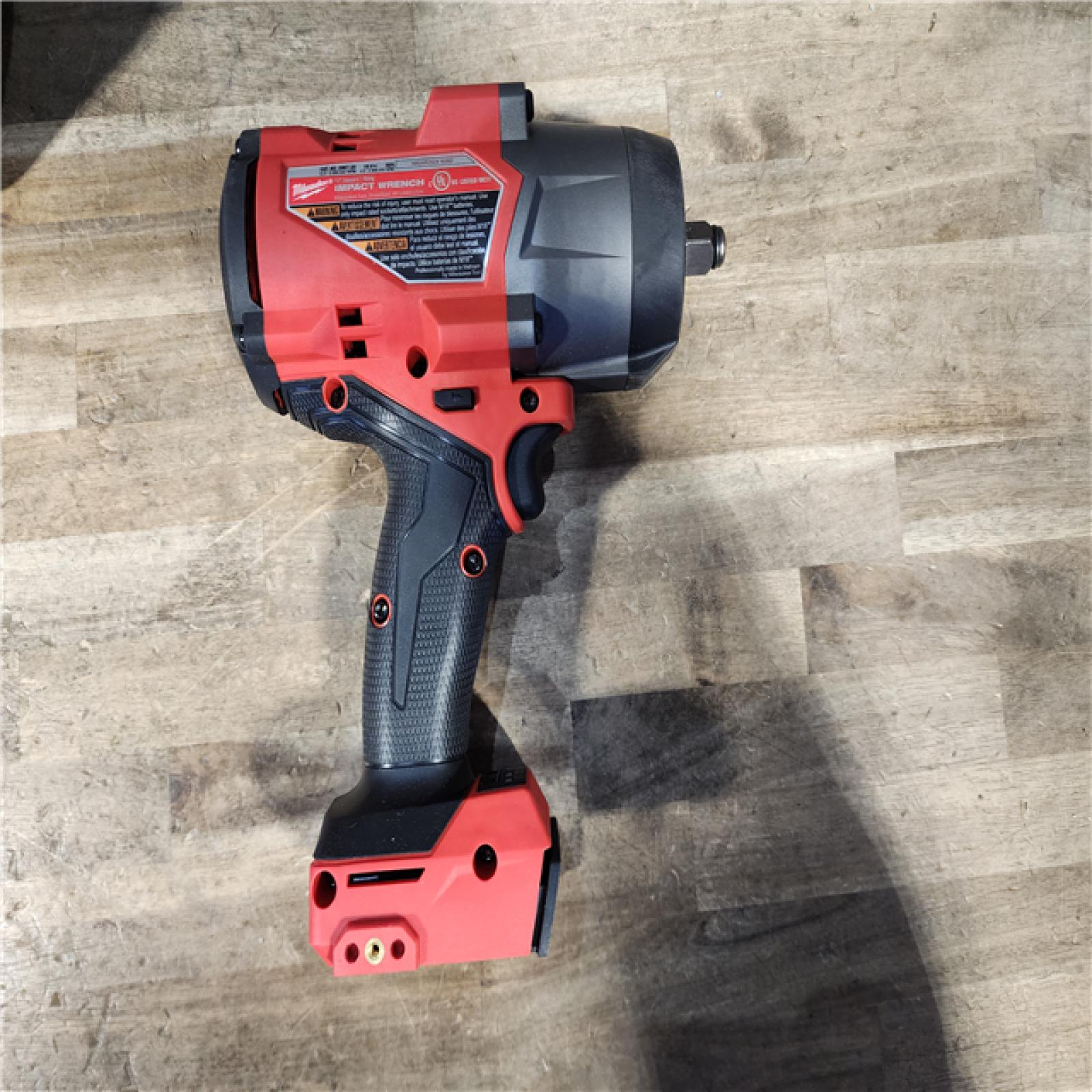 HOUSTON LOCATION - AS-IS Milwaukee M18 1/2 in. Cordless Brushless High Torque Impact Wrench Kit (Battery & Charger)