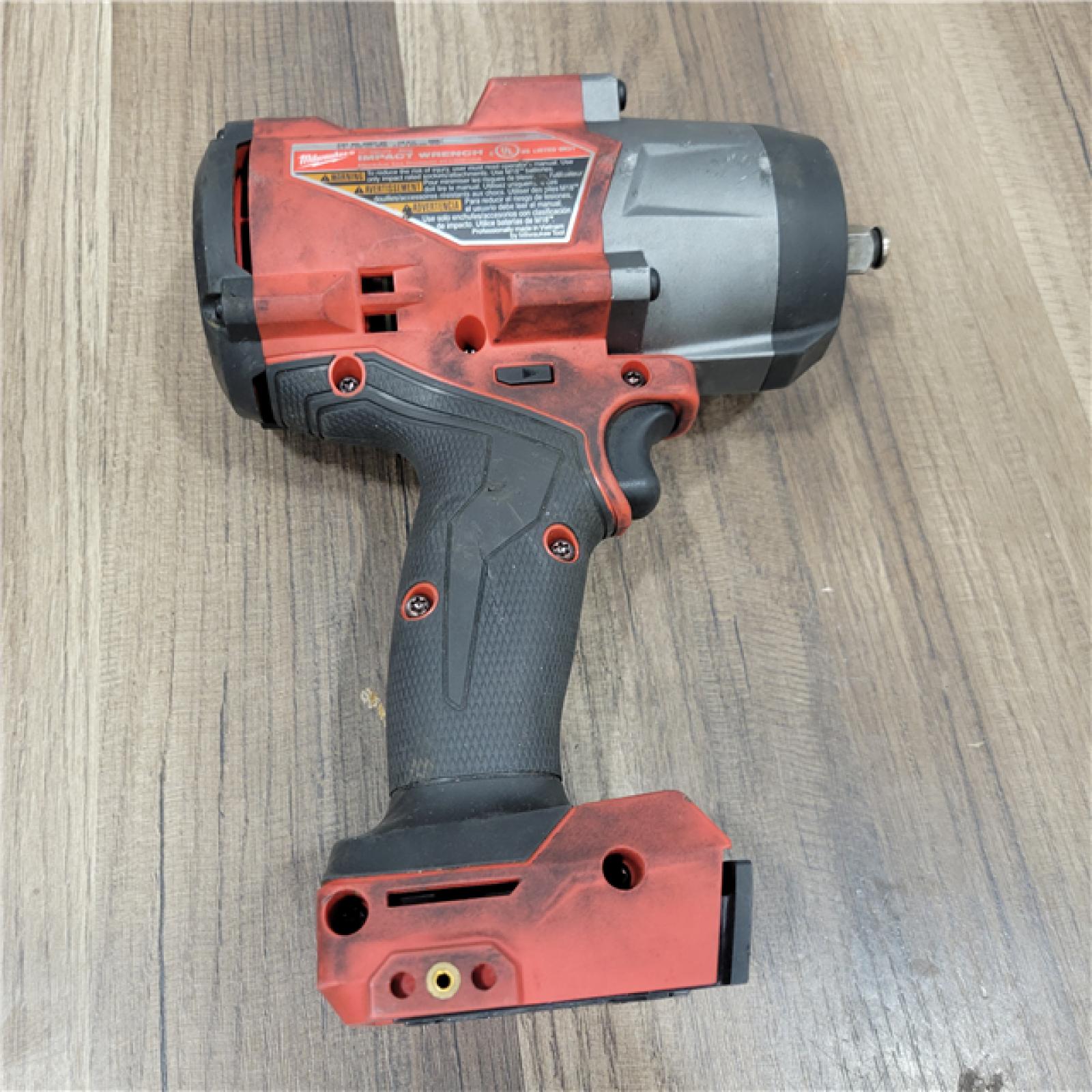 AS-IS Milwaukee M18 1/2 in. Cordless Brushless High Torque Impact Wrench Kit (Battery & Charger)