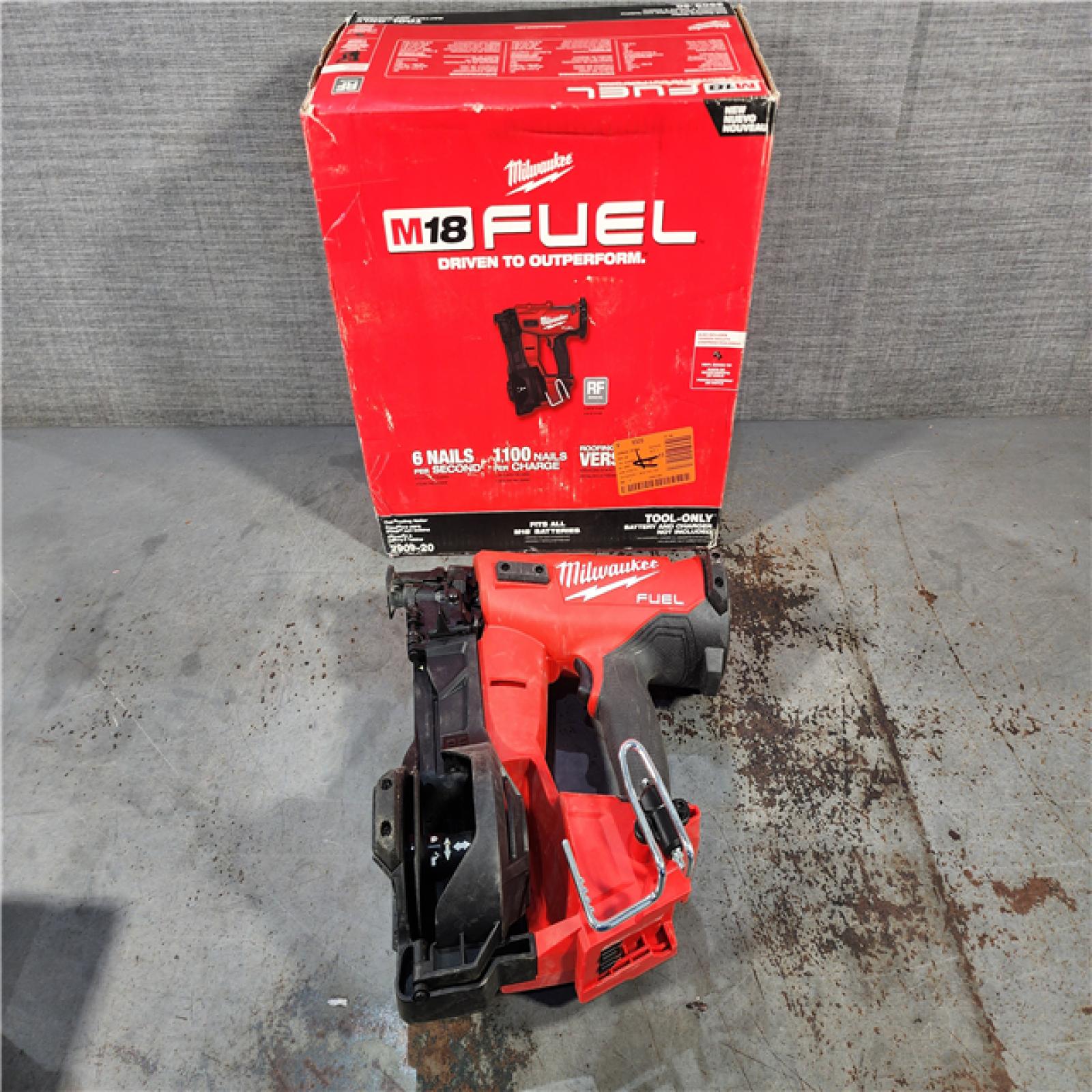 HOUSTON LOCATION - AS-IS M18 FUEL 18-Volt Lithium-Ion Brushless Cordless Coil Roofing Nailer (Tool Only)