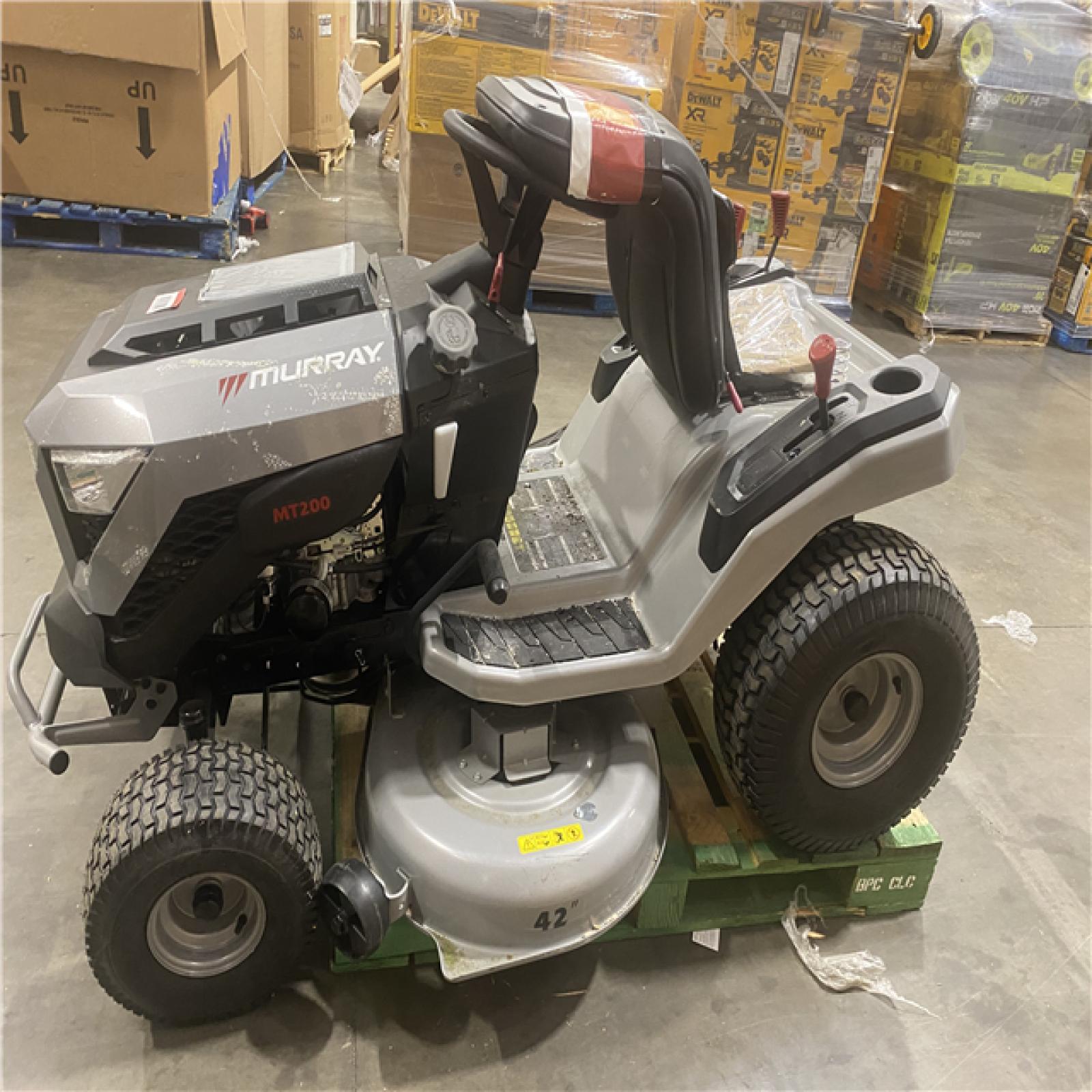 Dallas Location - As-Is Murray MT200 42 in. 19.0 HP 540cc Gas Riding Lawn Tractor Mower