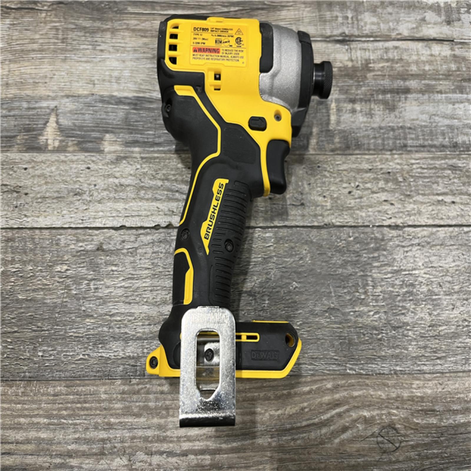 AS-IS DEWALT Atomic 20V Max Lithium-Ion Brushless Cordless Compact 1/4 in. Impact Driver Kit