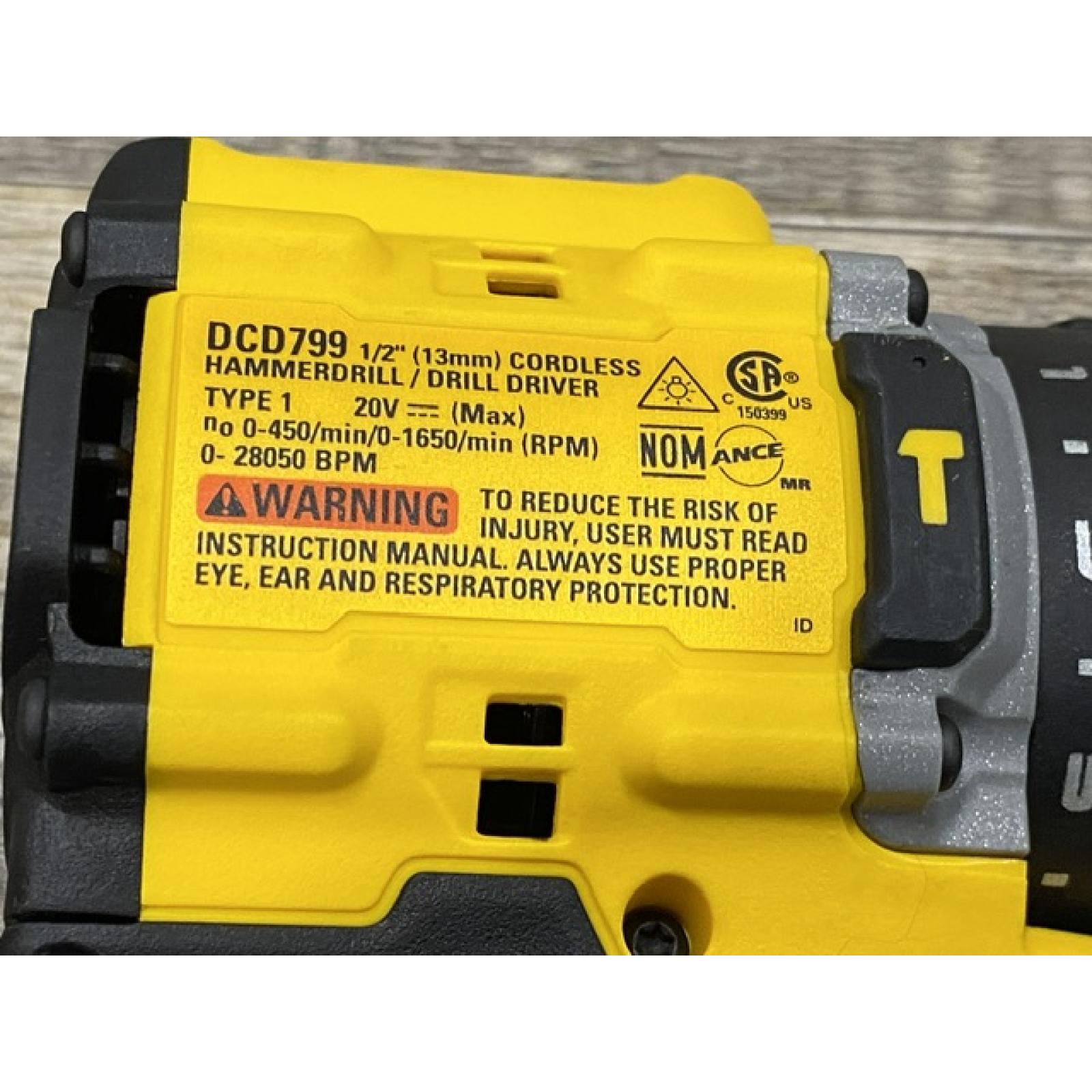 AS-IS DEWALT ATOMIC 20V Cordless 1/2 in. Compact Hammer Drill Kit