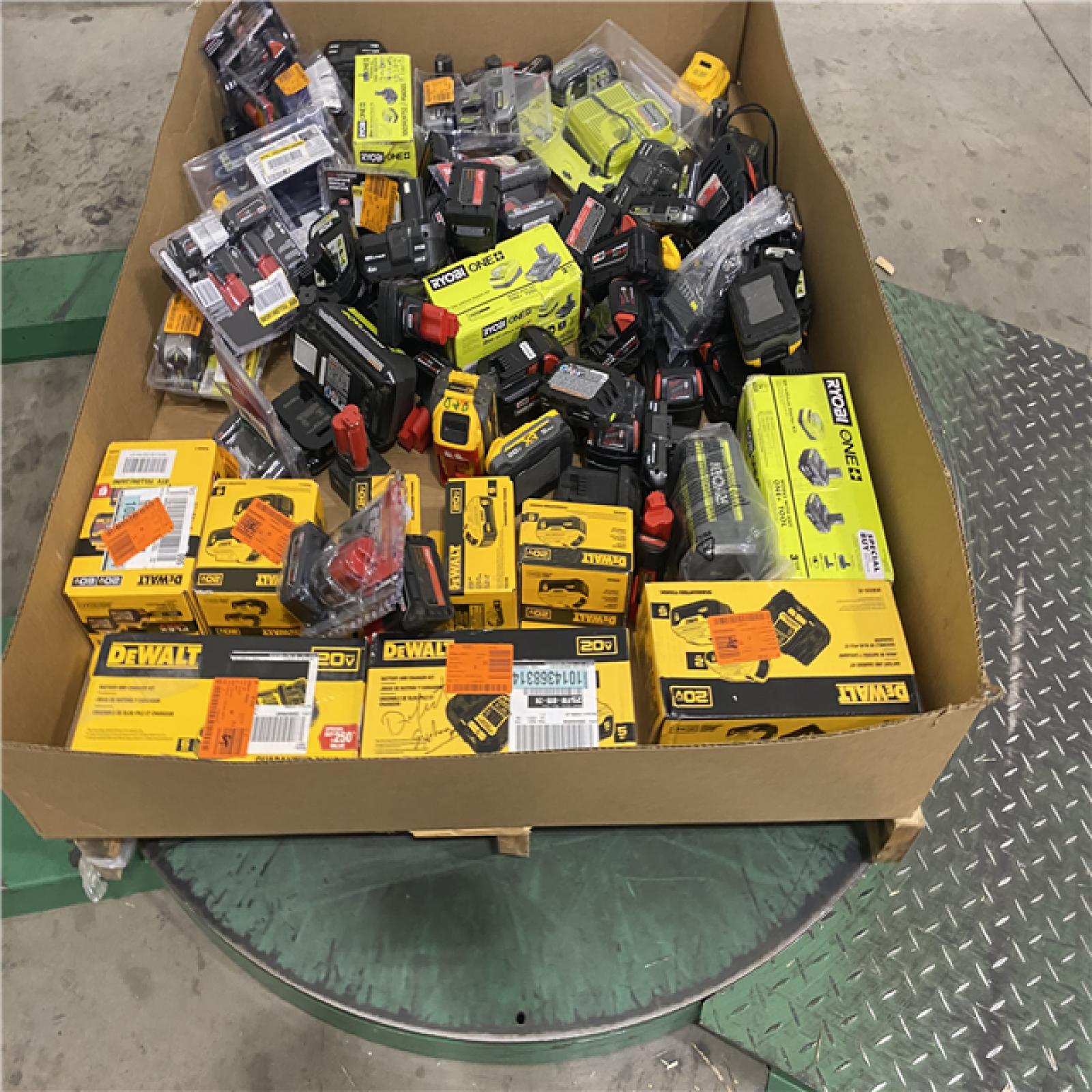 Dallas Location - As-Is Battery Tool Pallet
