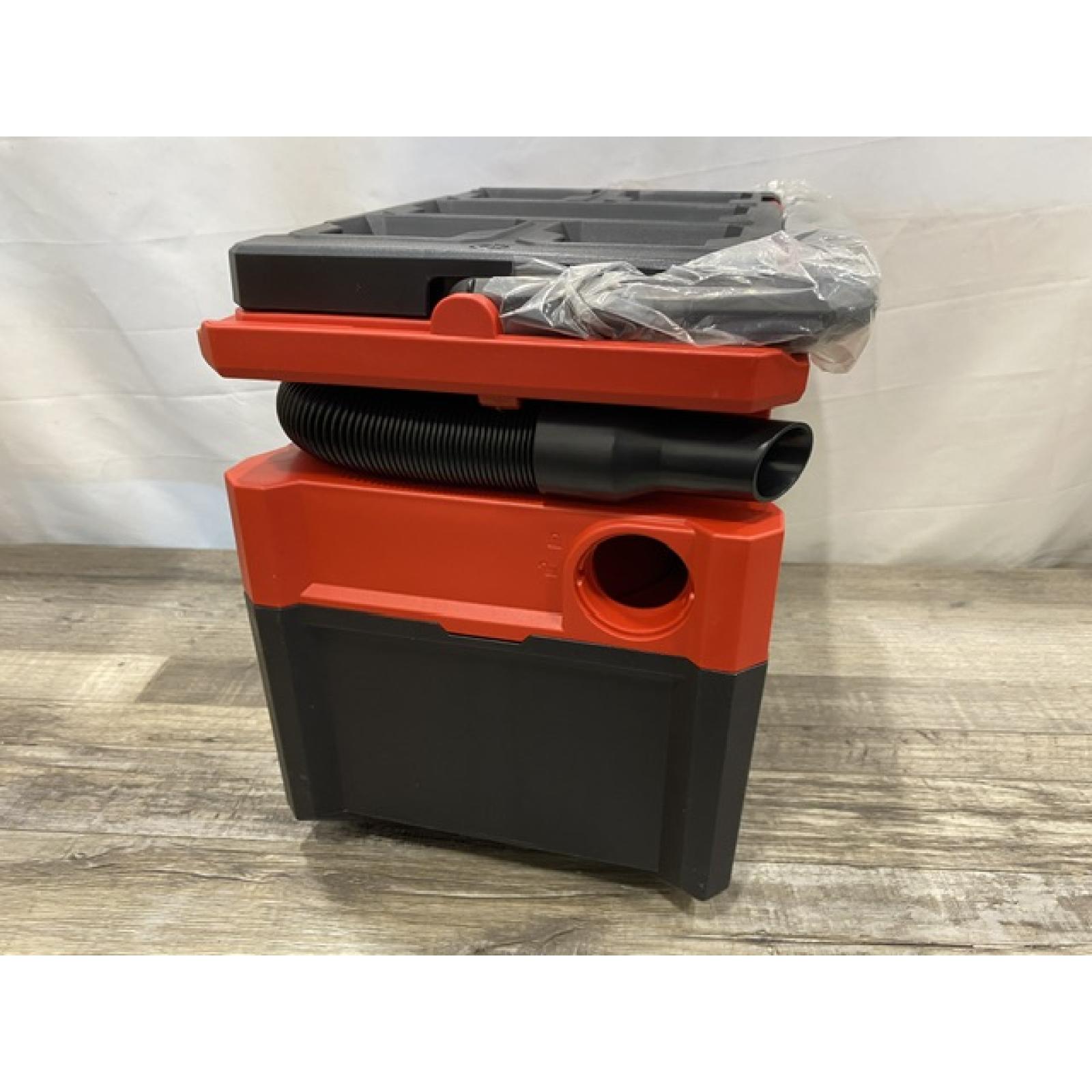 LIKE NEW - Milwaukee  FUEL PACKOUT 18-Volt Lithium-Ion Cordless 2.5 Gal. Wet/Dry Vacuum (Vacuum-Only)