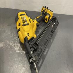 AS-IS - DeWalt 20V MAX XR Lithium-Ion Cordless 2-1/2 in. 15-Gauge Finish Nailer Kit