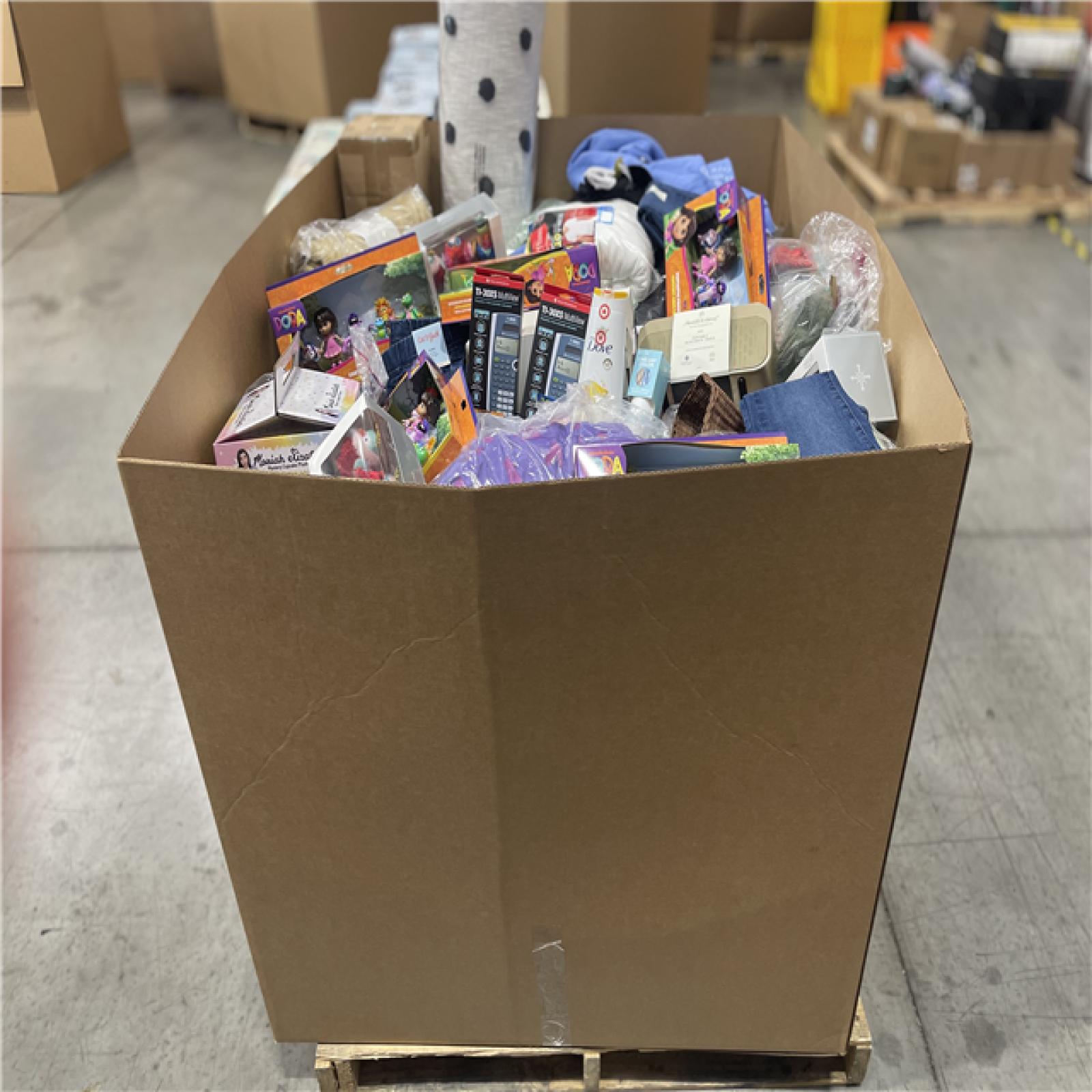 DALLAS LOCATION- NEW!- BULLSEYE MIXED PALLET