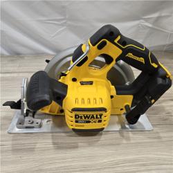 LIKE NEW! - DEWALT 20-Volt MAX Cordless Circular Saw (Tool Only)