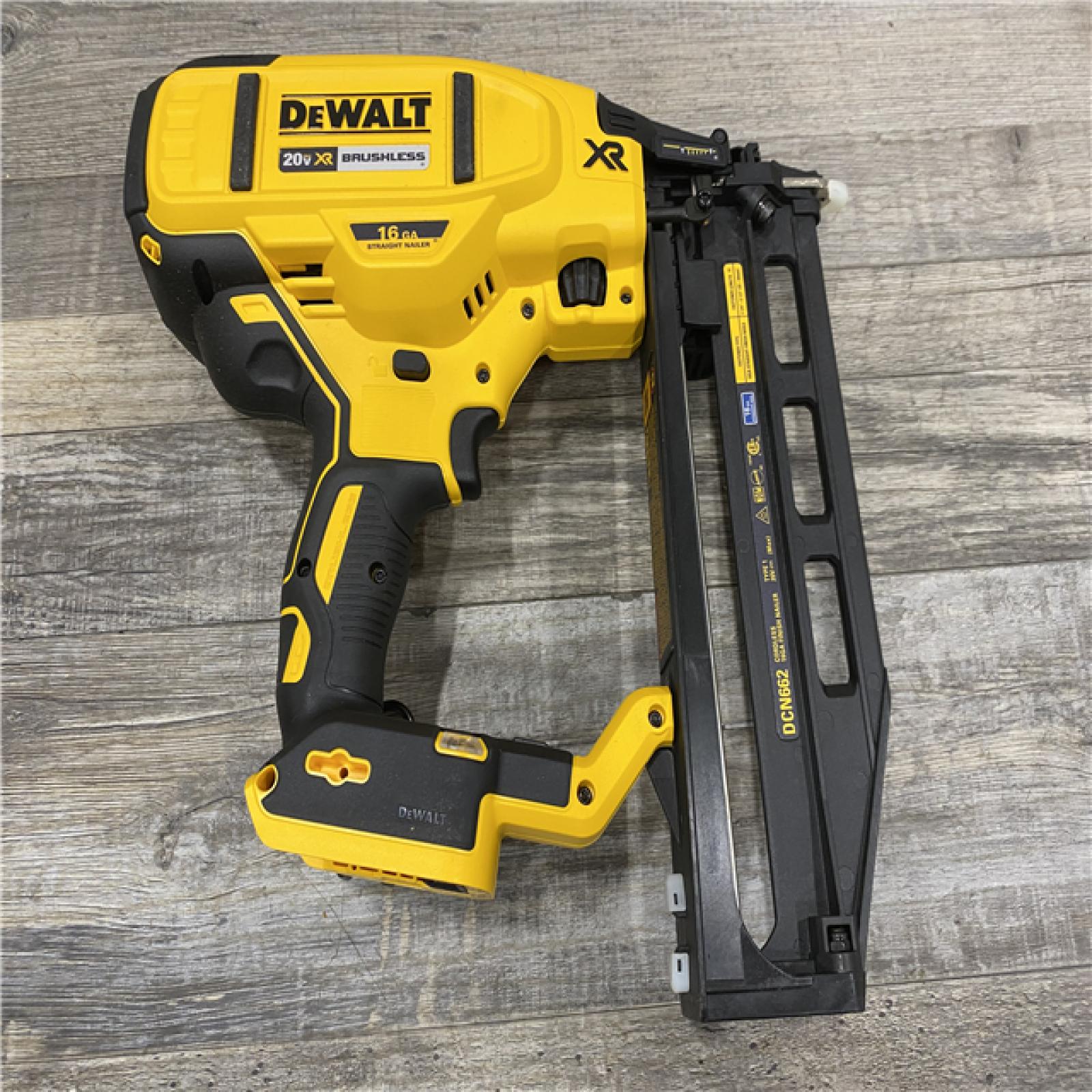 AS-IS DEWALT 20V MAX XR 16-Gauge Lithium-Ion Cordless Finish Nailer (Tool Only)