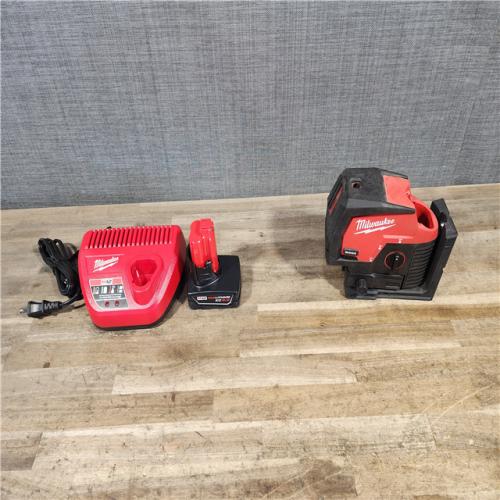 HOUSTON LOCATION - AS-IS Milwaukee Green 125 Ft. Cross Line and Plumb Points Laser Level Kit