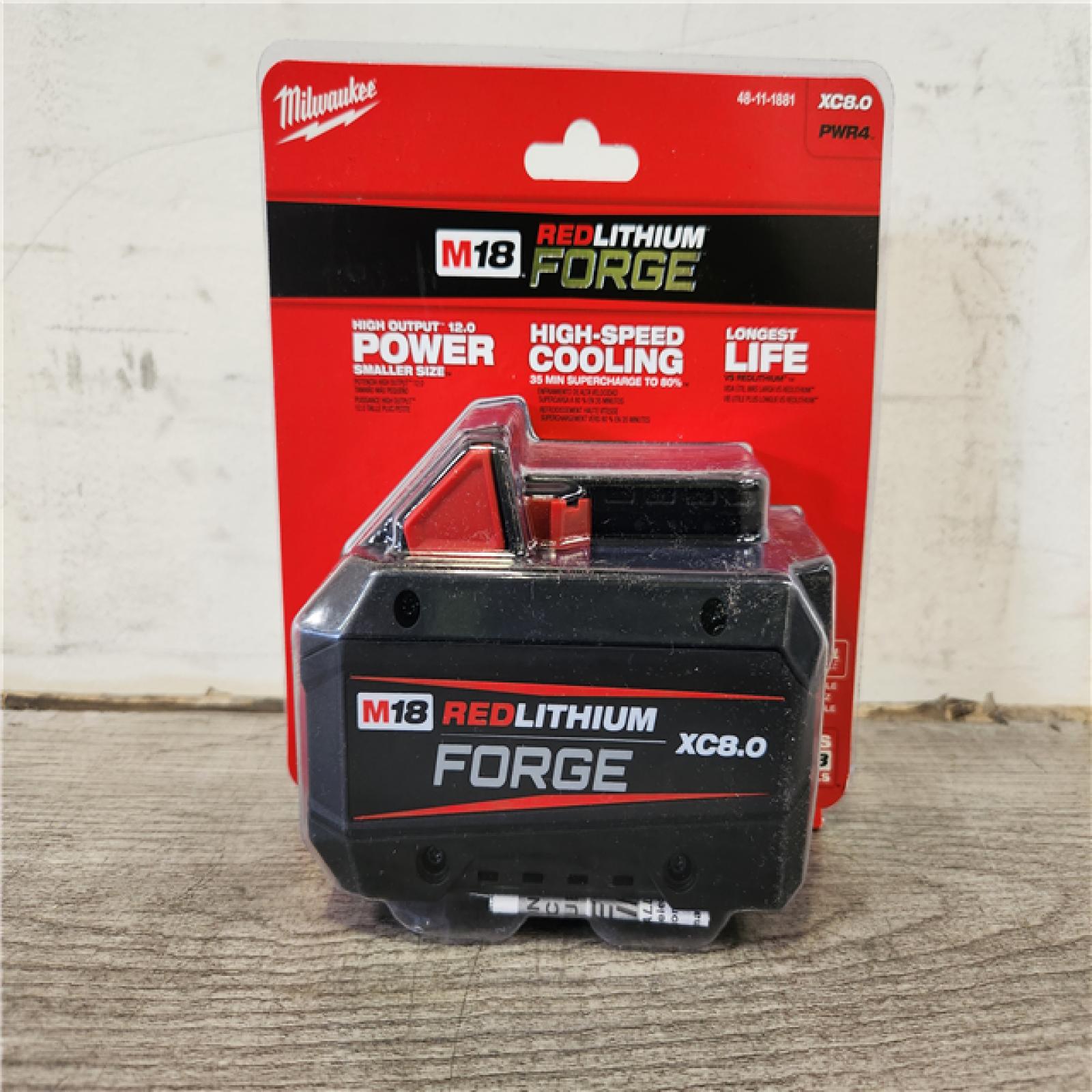 Phoenix Location NEW Milwaukee M18 18V Lithium-Ion REDLITHIUM FORGE XC 8.0 Ah Battery Pack (Sealed)