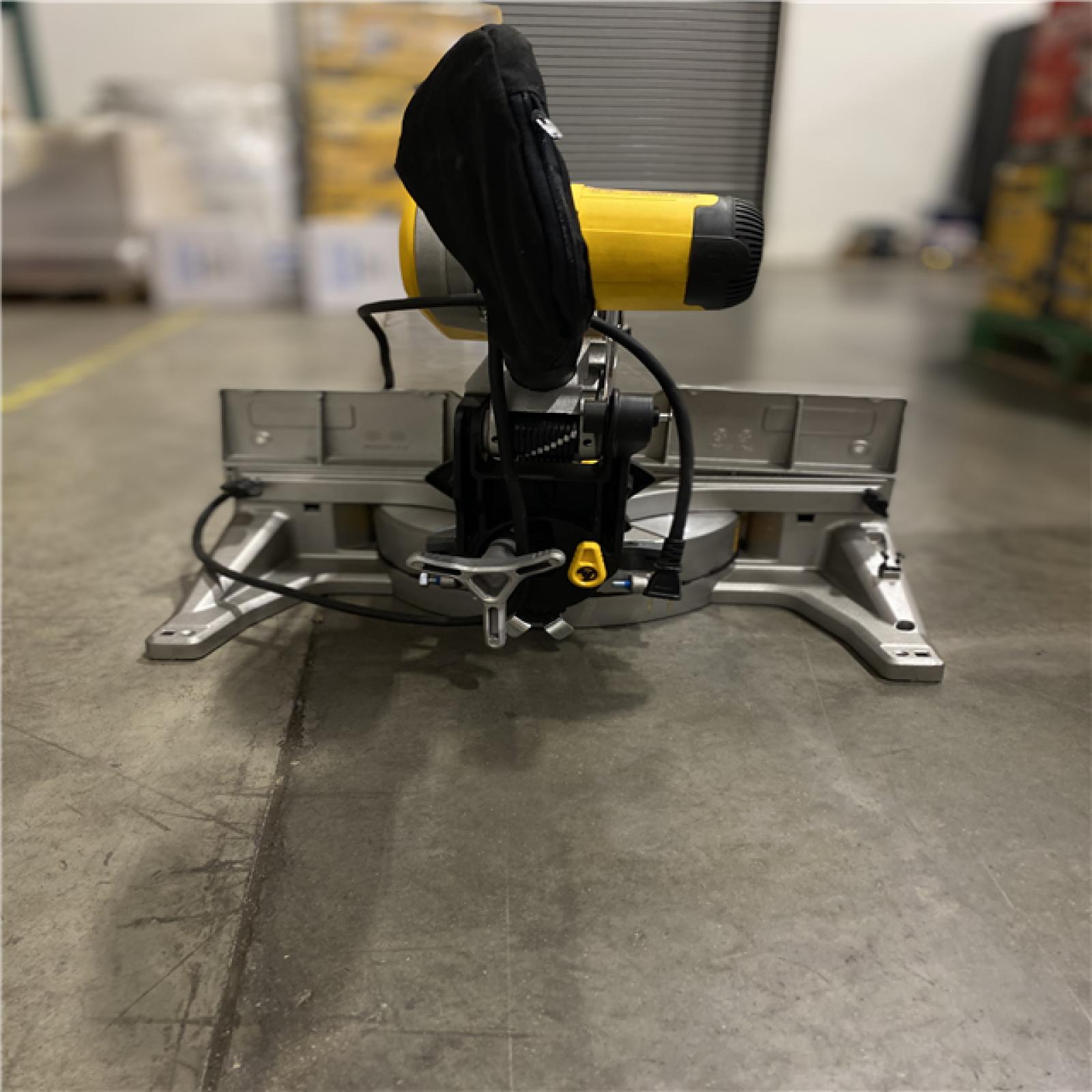 Dallas Location - As-Is 	AS-IS - DeWalt 15 Amp Corded 12 in. Compound Double Bevel Miter Saw
