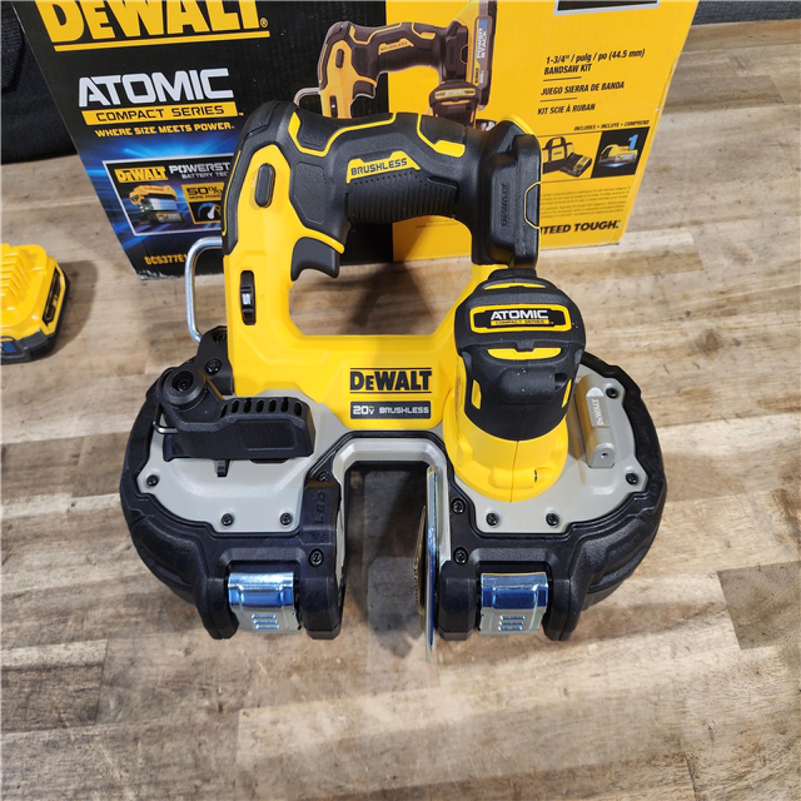 HOUSTON LOCATION - AS-IS DeWalt 20V MAX ATOMIC Cordless Brushless Compact Band Saw Kit (Battery & Charger)