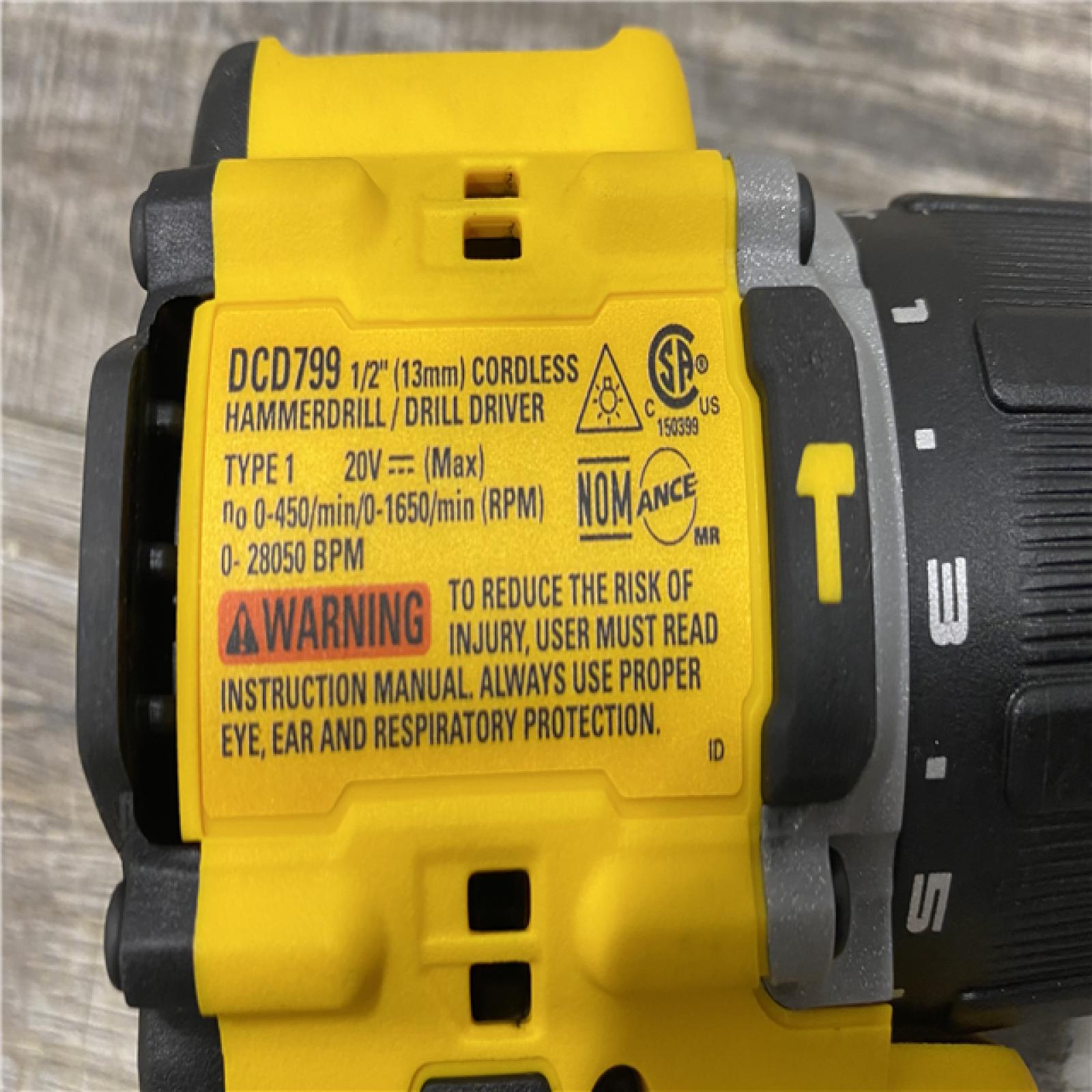 AS-IS DEWALT ATOMIC 20V Cordless 1/2 in. Compact Hammer Drill Kit