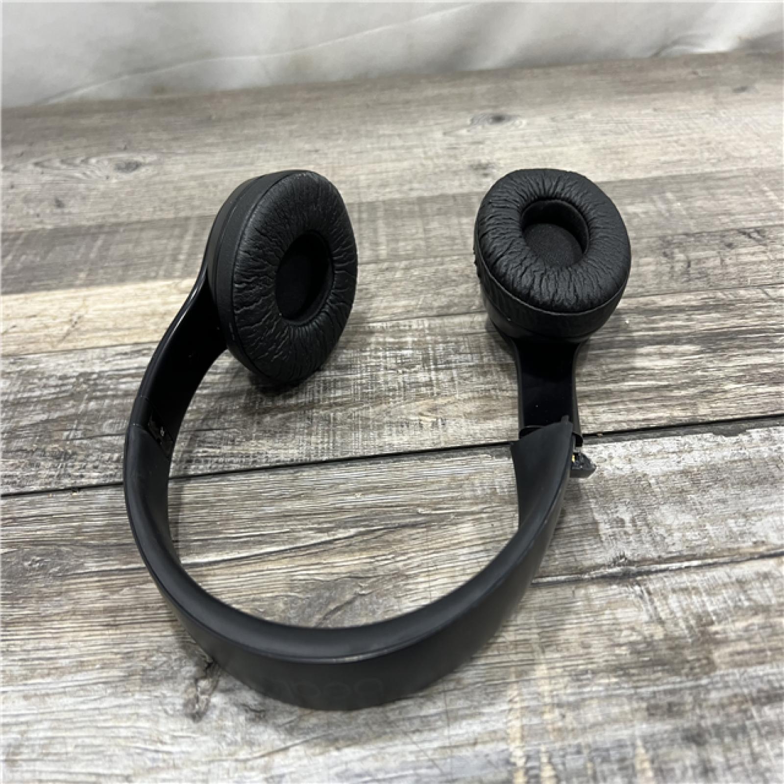 AS-IS Beats Solo3 Wireless On-Ear Headphones-BLACK MATTE