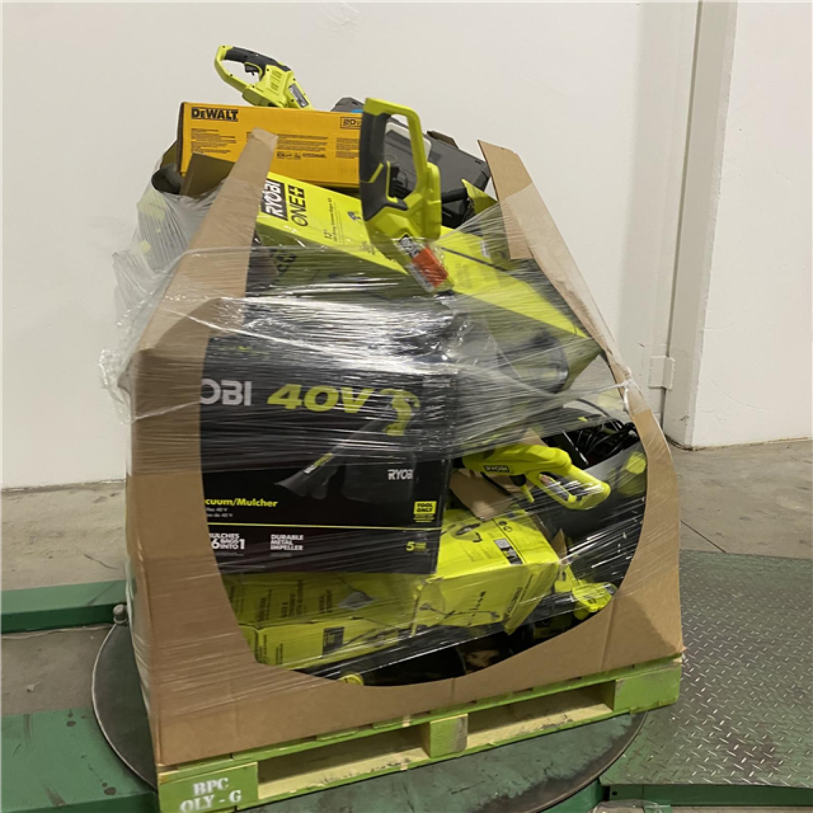 Dallas Location - As-Is Tool Pallet