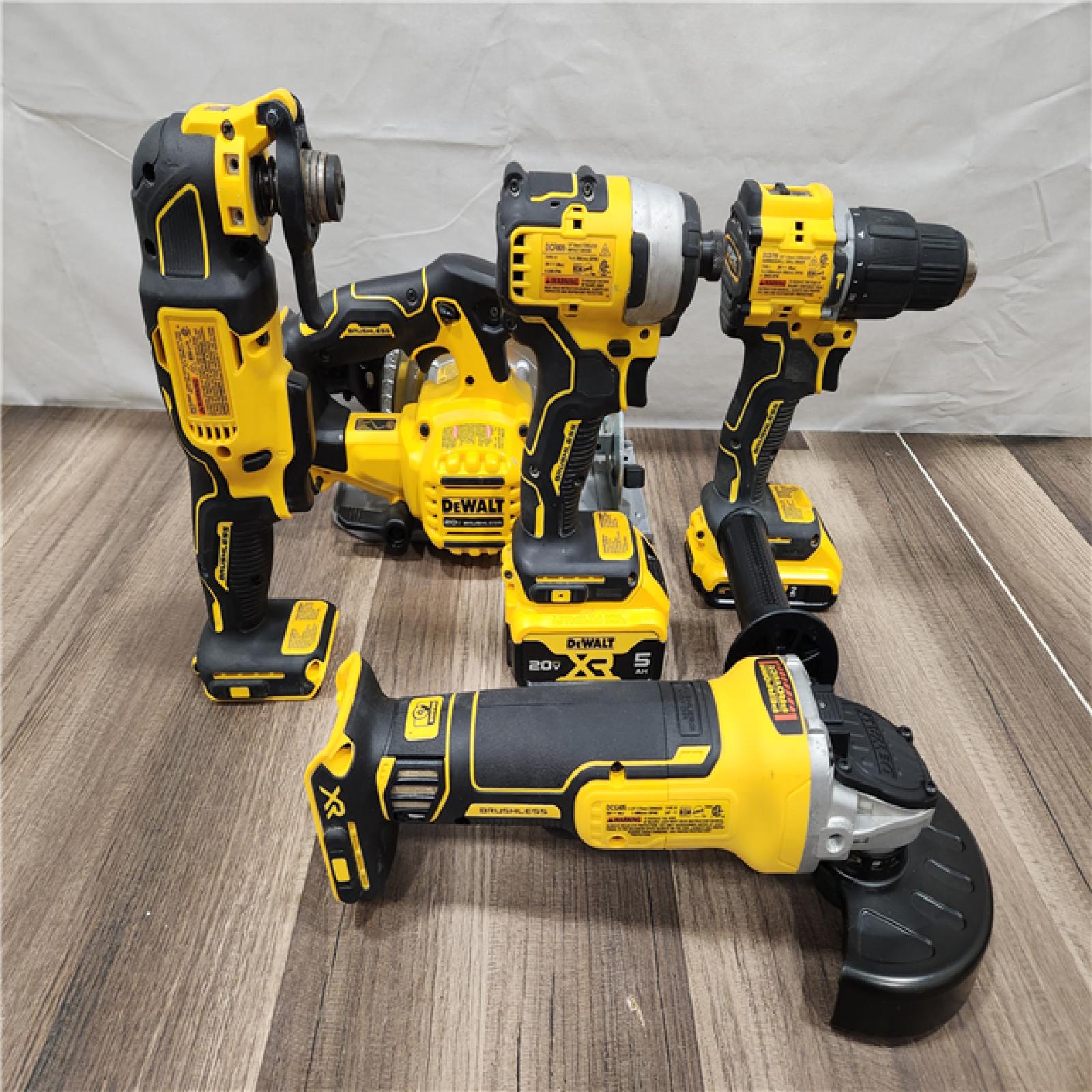 AS-IS- DEWALT 20-Volt MAX ToughSystem Lithium-Ion 6-Tool Cordless Combo Kit