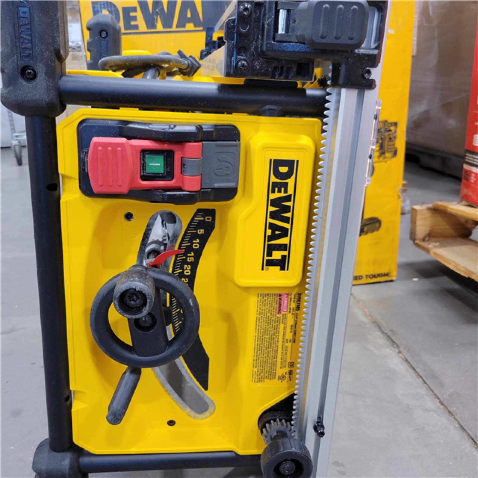 AS-IS Dewalt 8-1/4 Compact Jobsite Table Saw