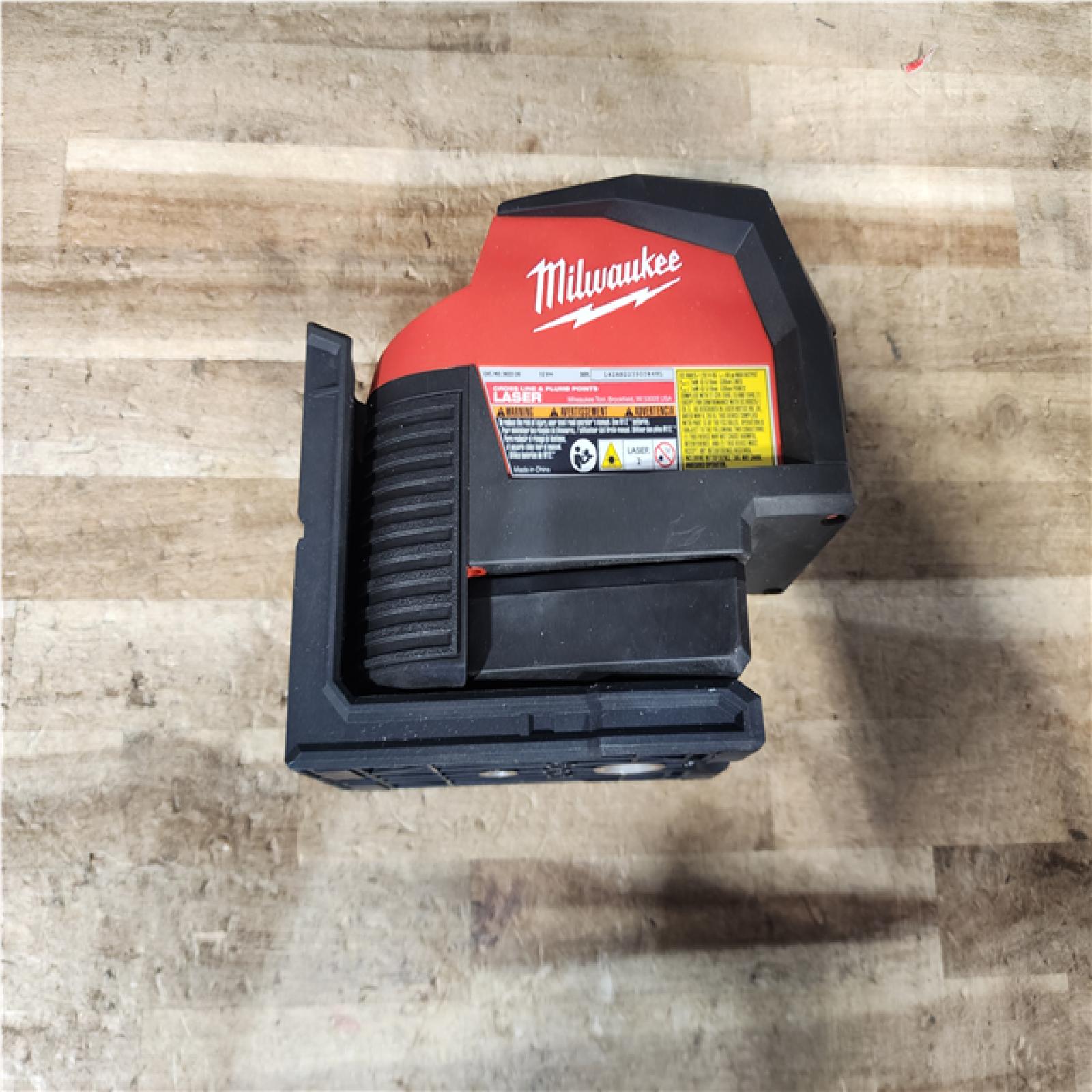 Houston Location AS-IS Milwaukee 12-Volt Lithium-Ion Cordless Green 125 ft. Cross Line and Plumb Points Laser Level (Tool-Only)