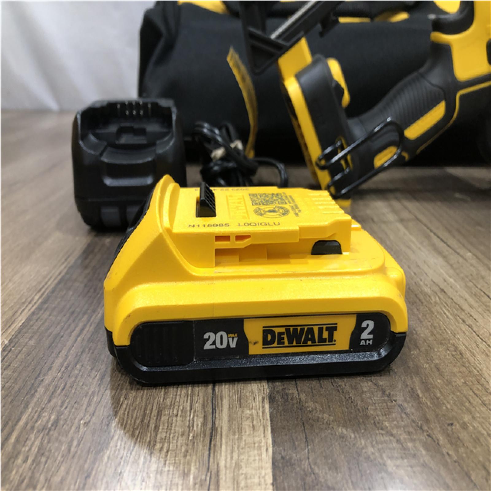 AS-IS DEWALT 20V MAX XR 16-Gauge Electric Cordless Angled Finishing Nailer Kit