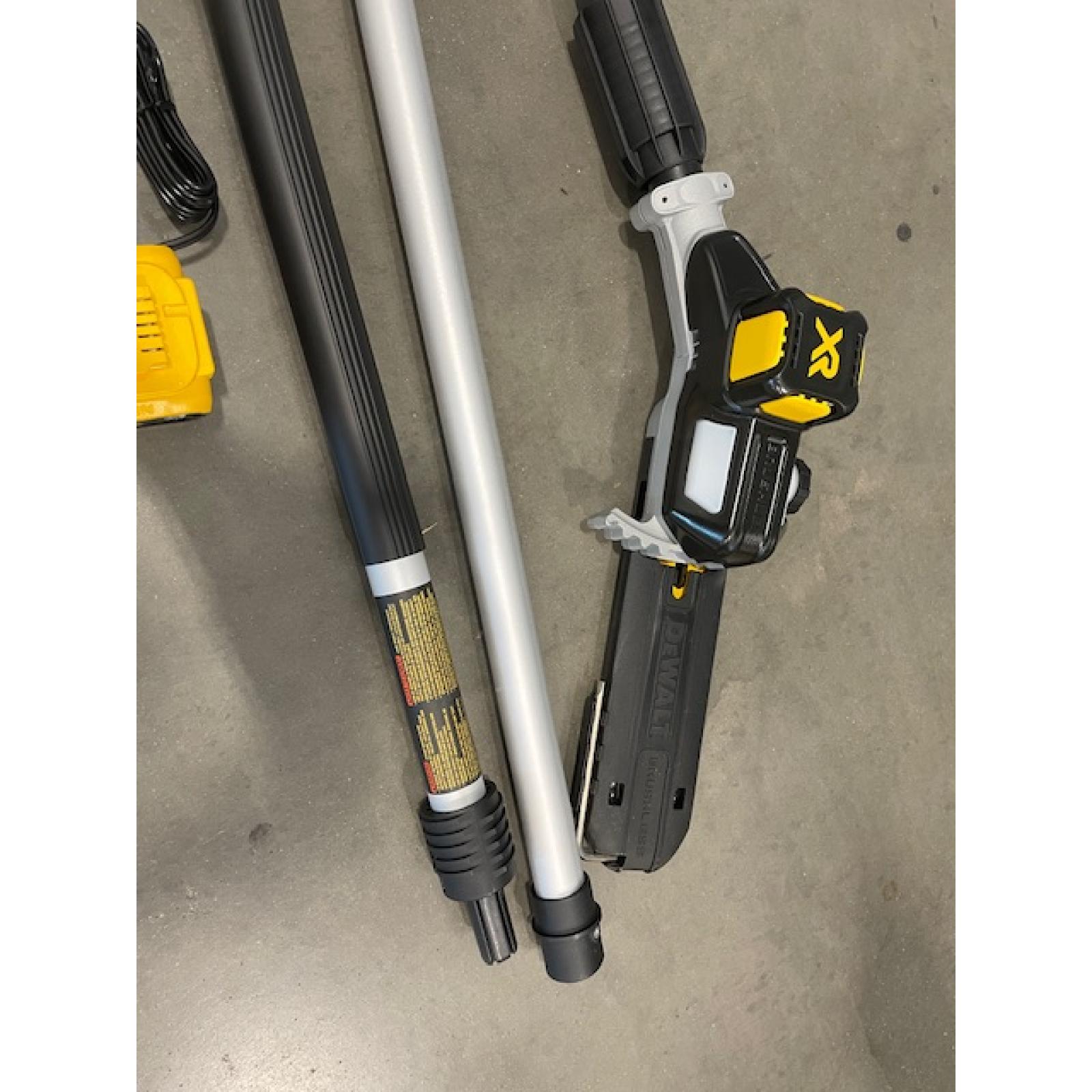 AS-IS Dewallt 20V MAX 8in. Brushless Cordless Battery Powered Pole Saw Kit with (1) 4 Ah Battery & Charger