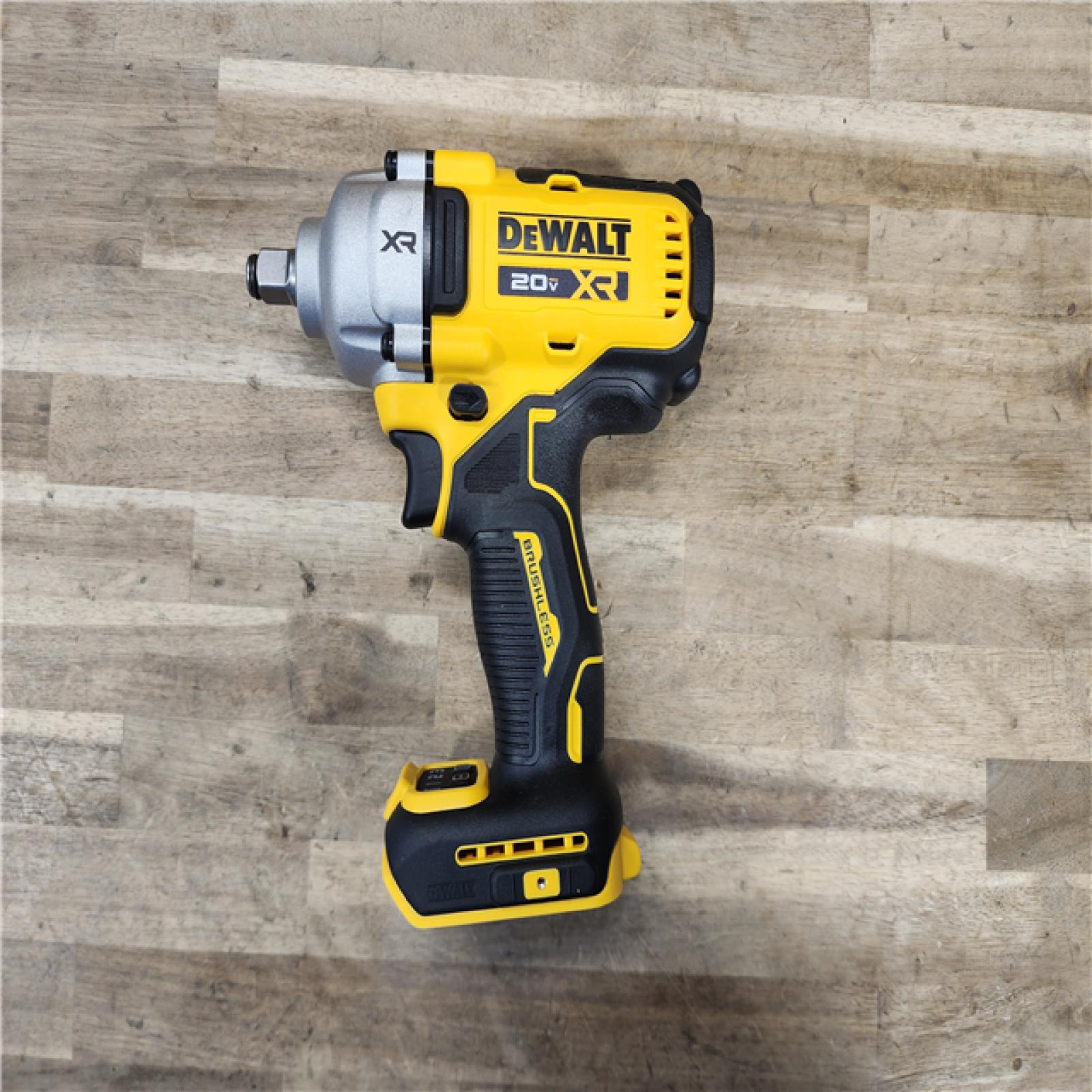 HOUSTON LOCATION - AS-IS (APPEARS LIKE NEW) DeWalt 20V MAX 1/2 in. Cordless Brushless Mid-Range Impact Wrench (TOOL ONLY)