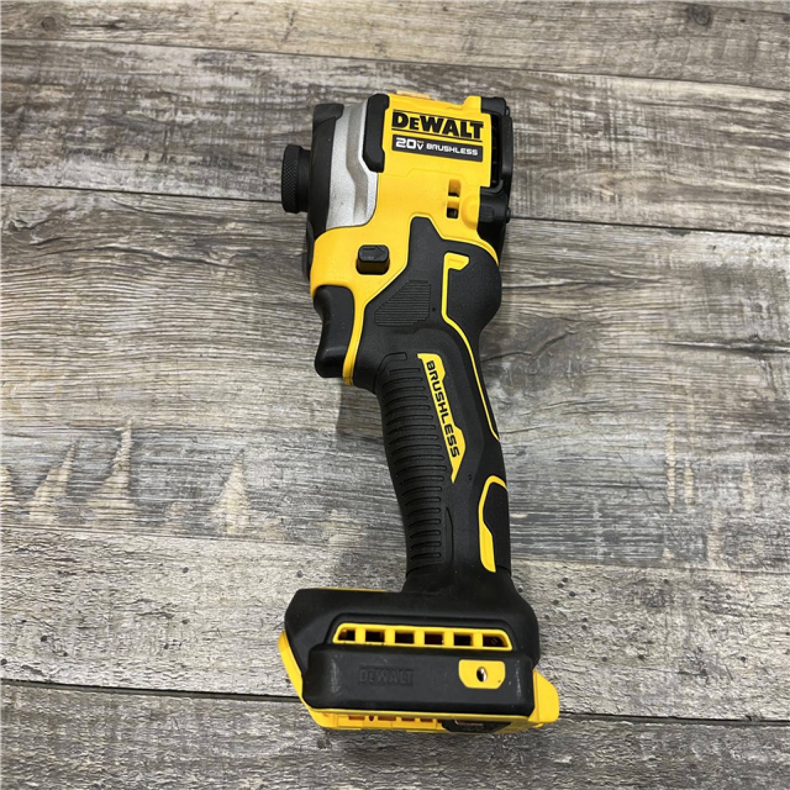 AS-IS DEWALT ATOMIC 20V MAX Lithium-Ion Cordless 1/4 in. Brushless Impact Driver Kit