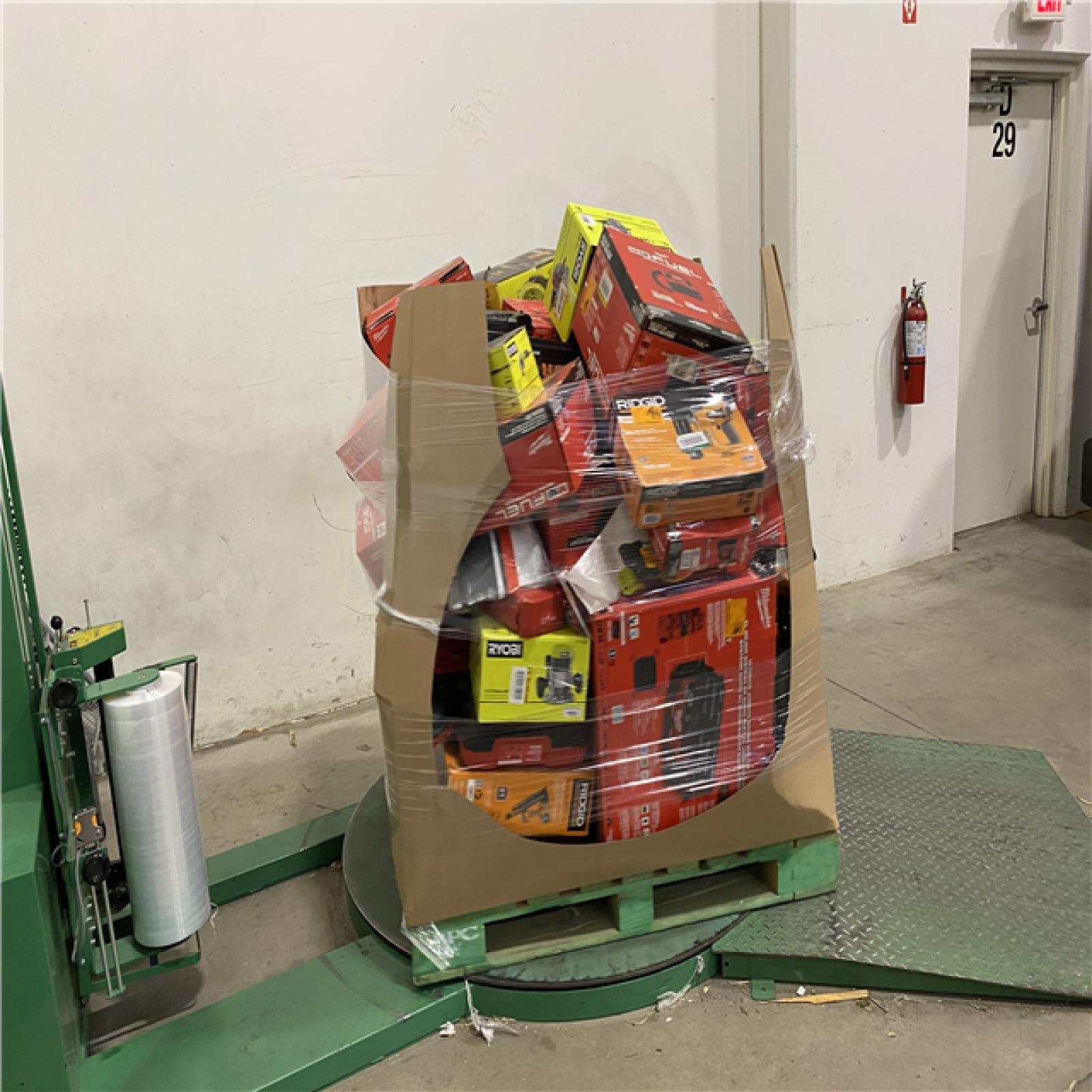 Dallas Location - As-Is Tool Pallet